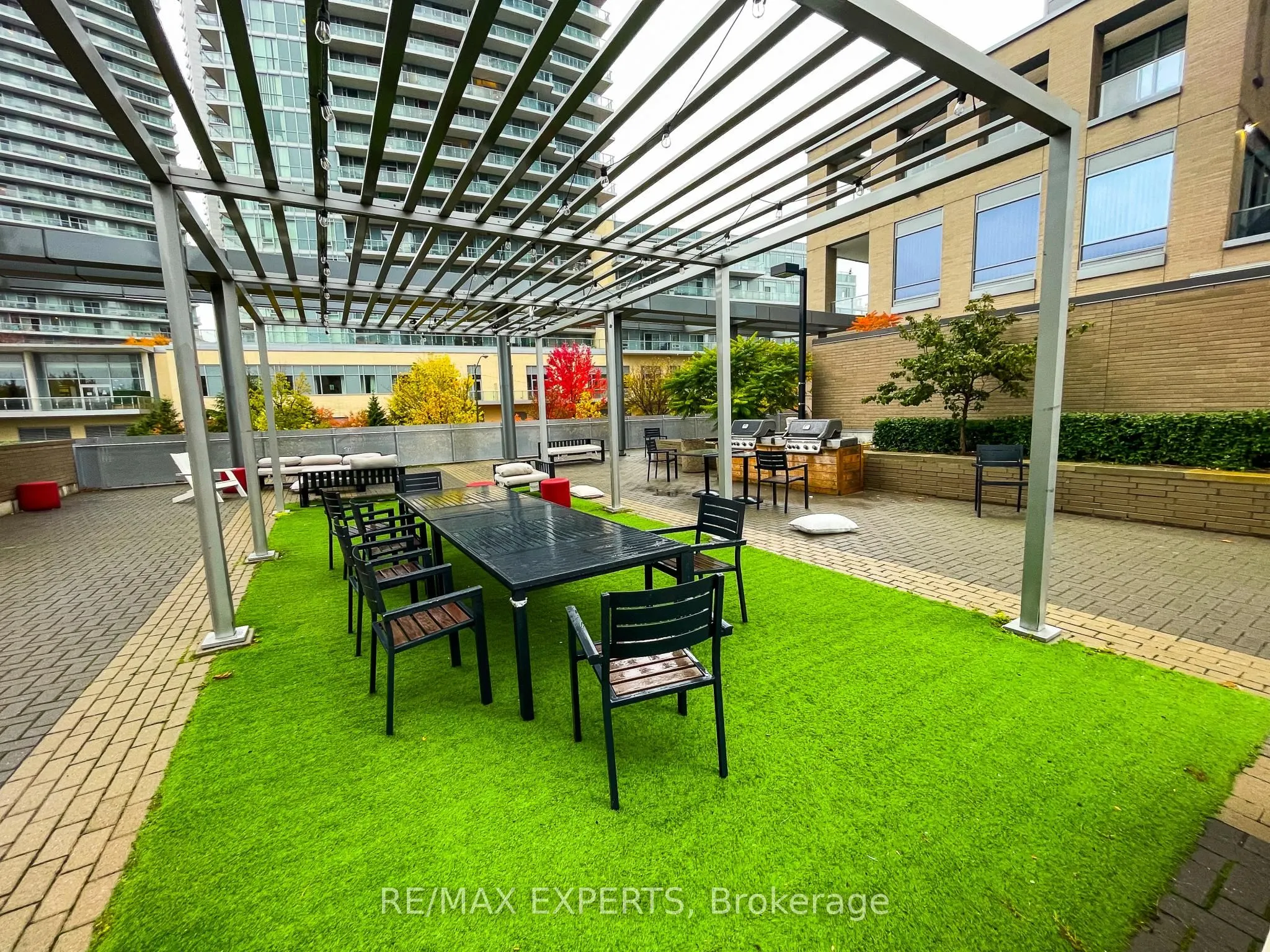 56 Forest Manor Road, #1111