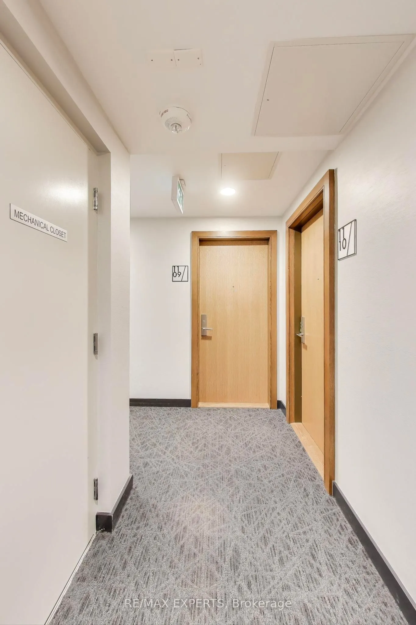 56 Forest Manor Road, #1111