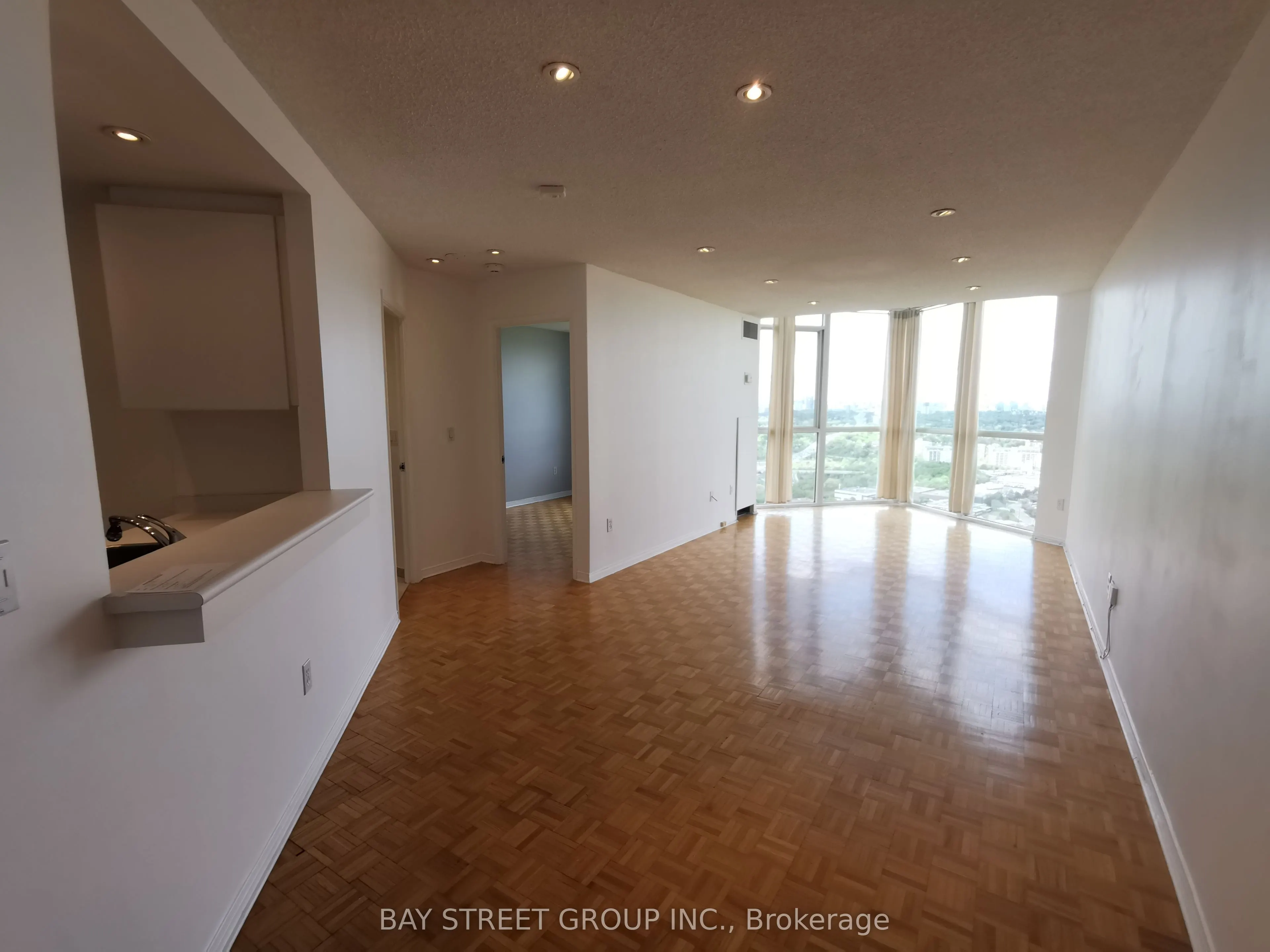 7 Concorde Place, #3710