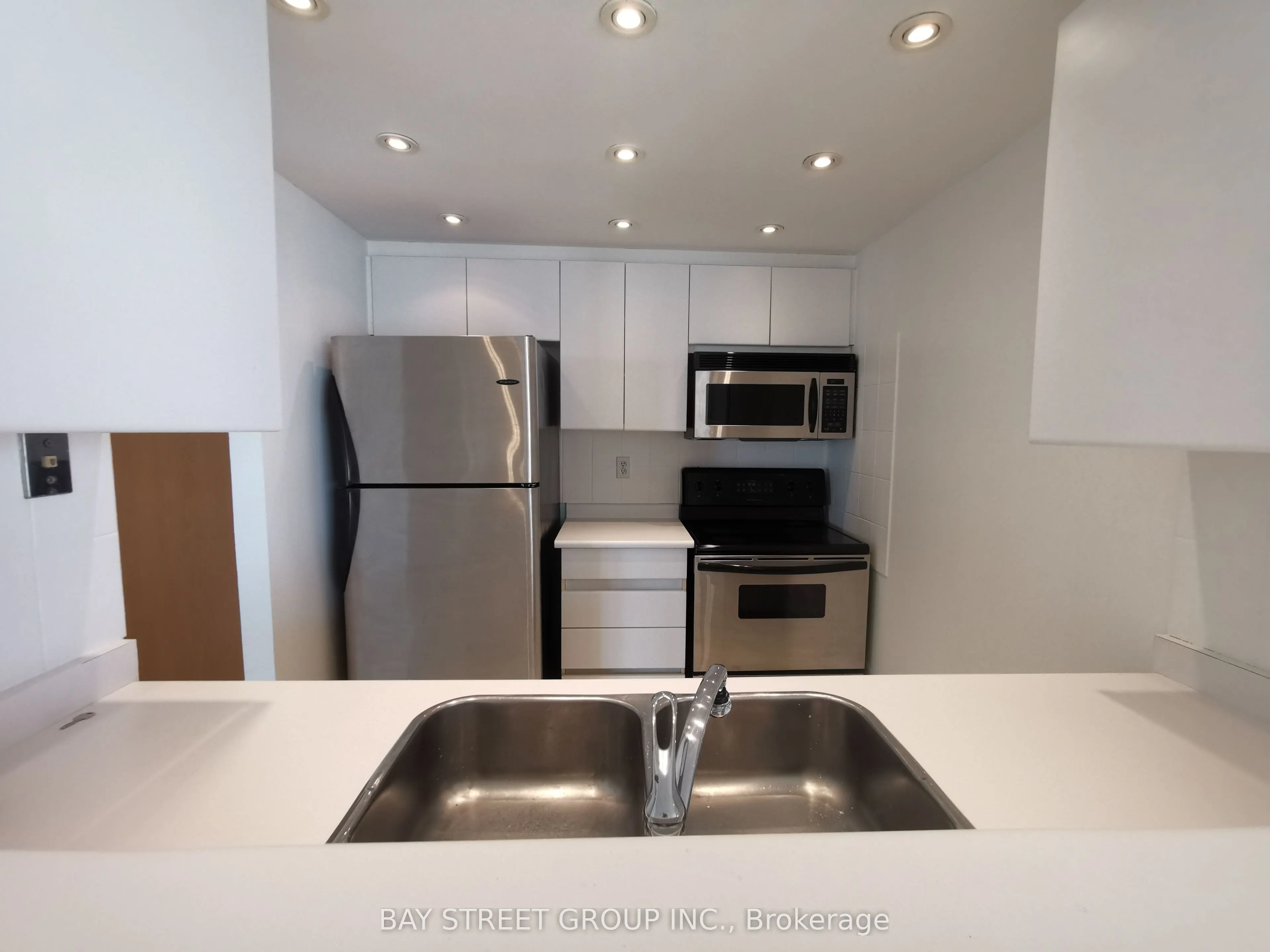 7 Concorde Place, #3710