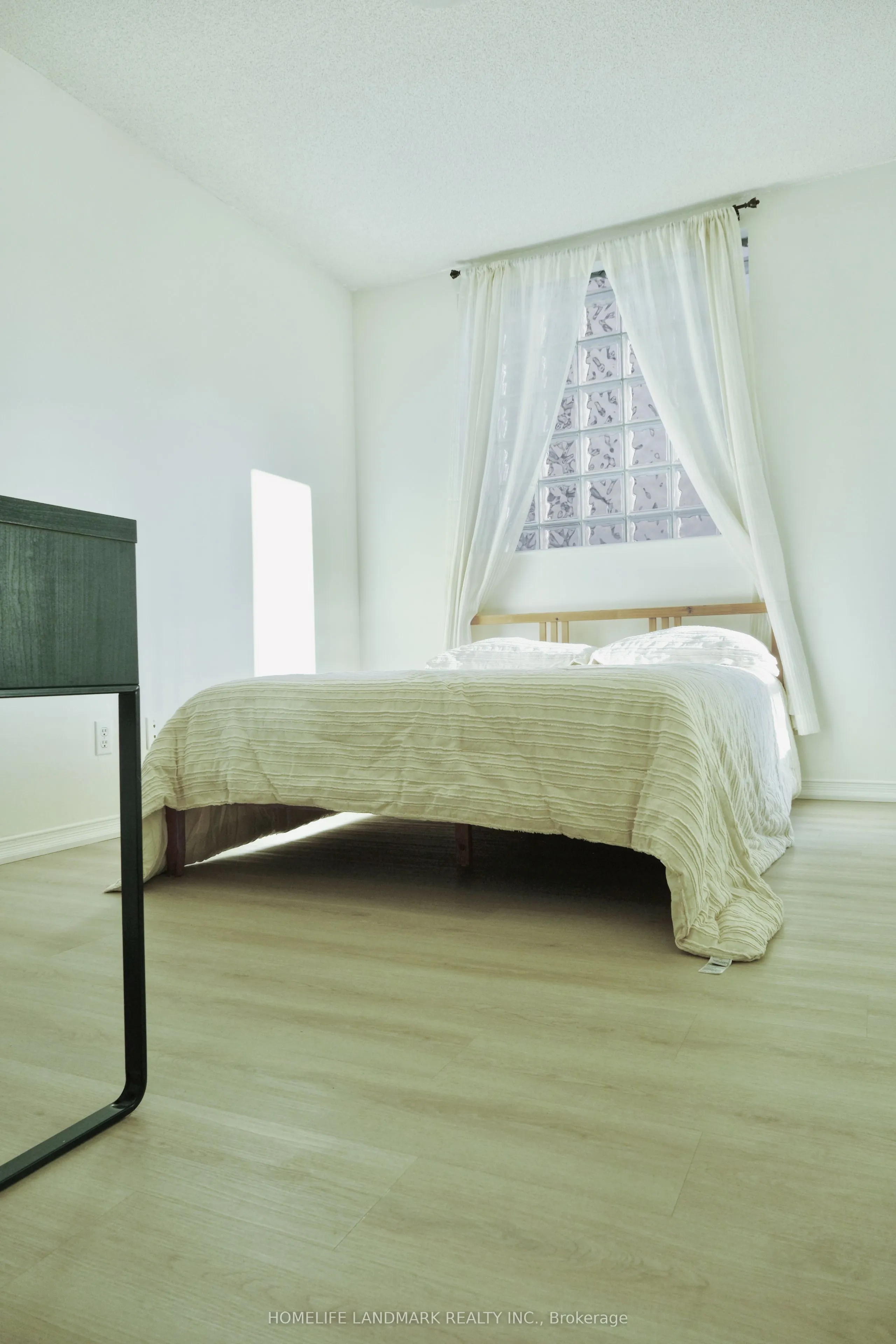 750 Bay Street, #2205