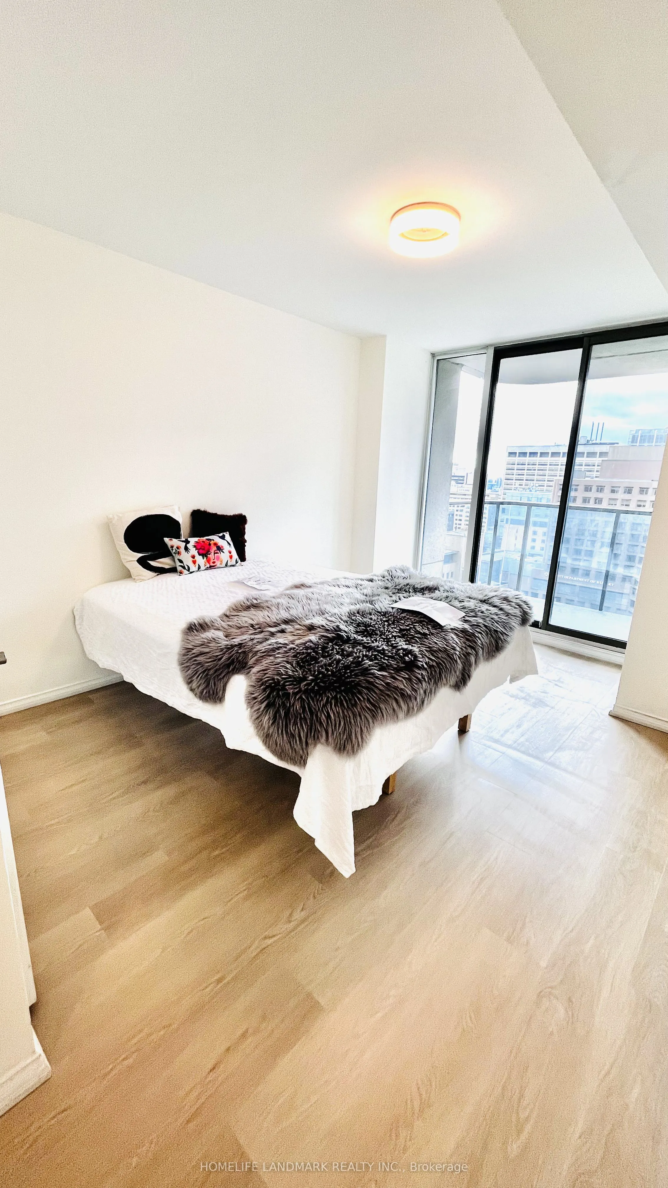 750 Bay Street, #2205