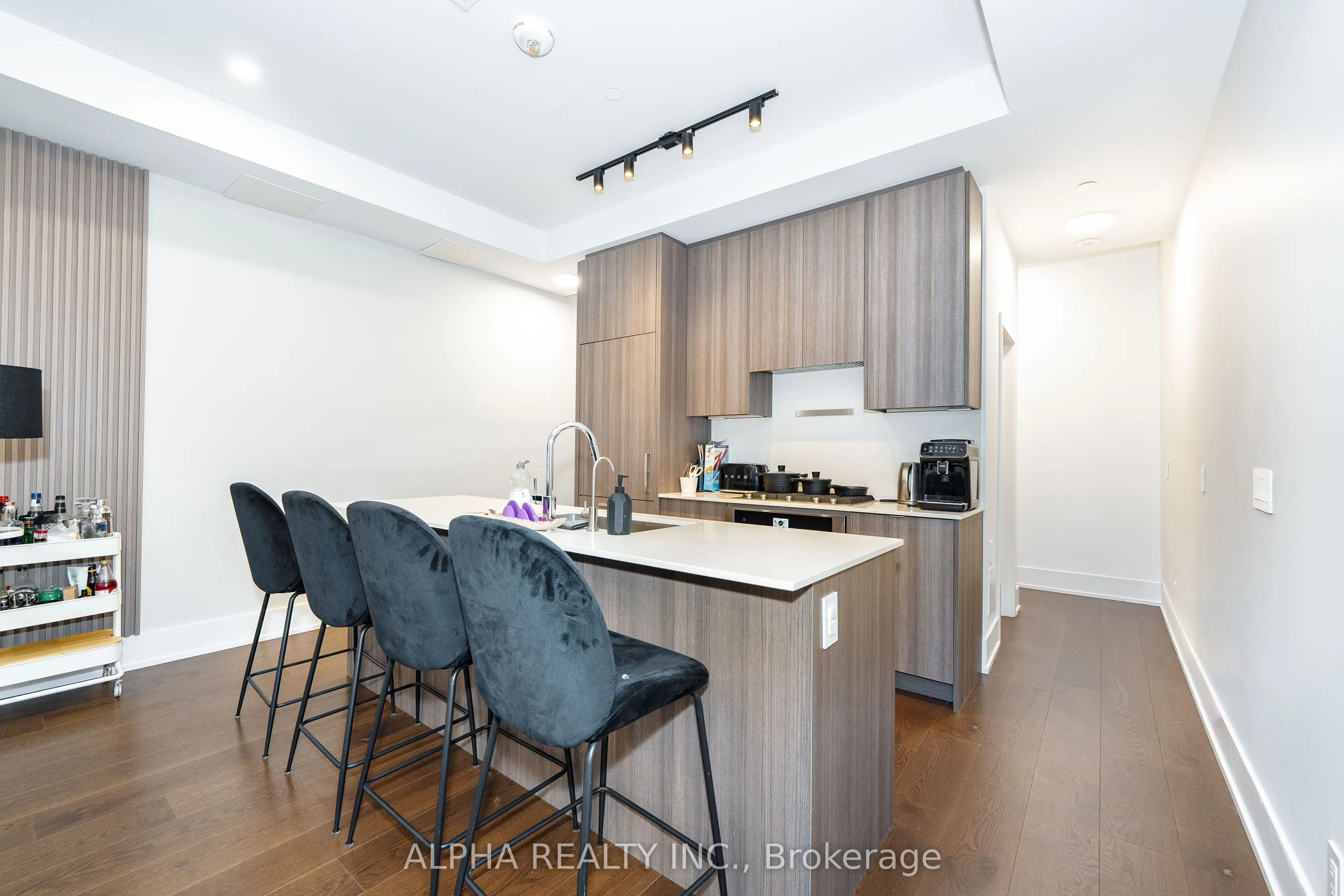 270 Davenport Road, #TH16