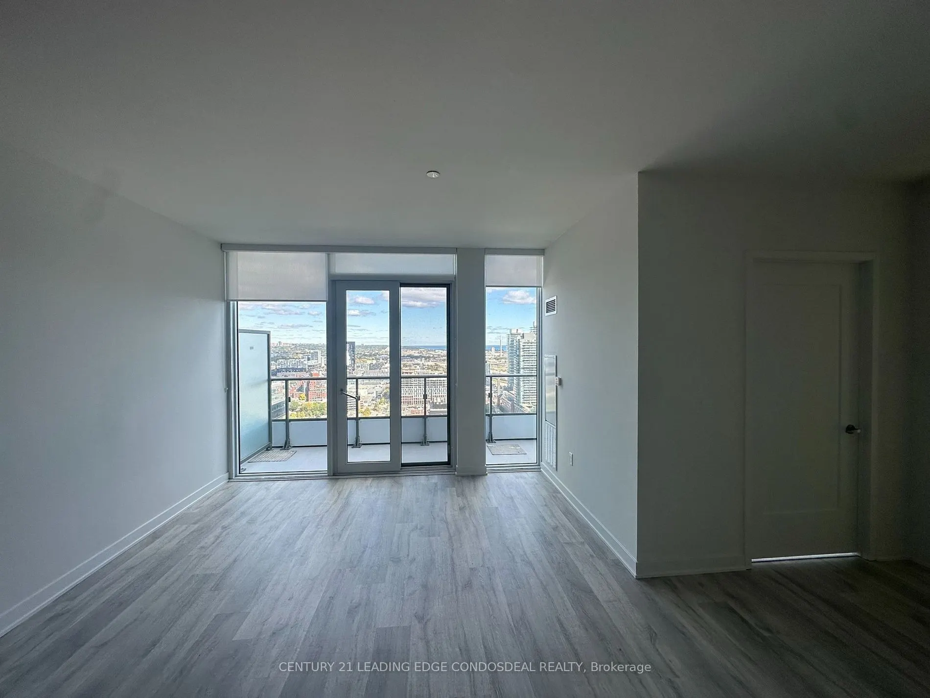 70 Princess Street, #PH3007