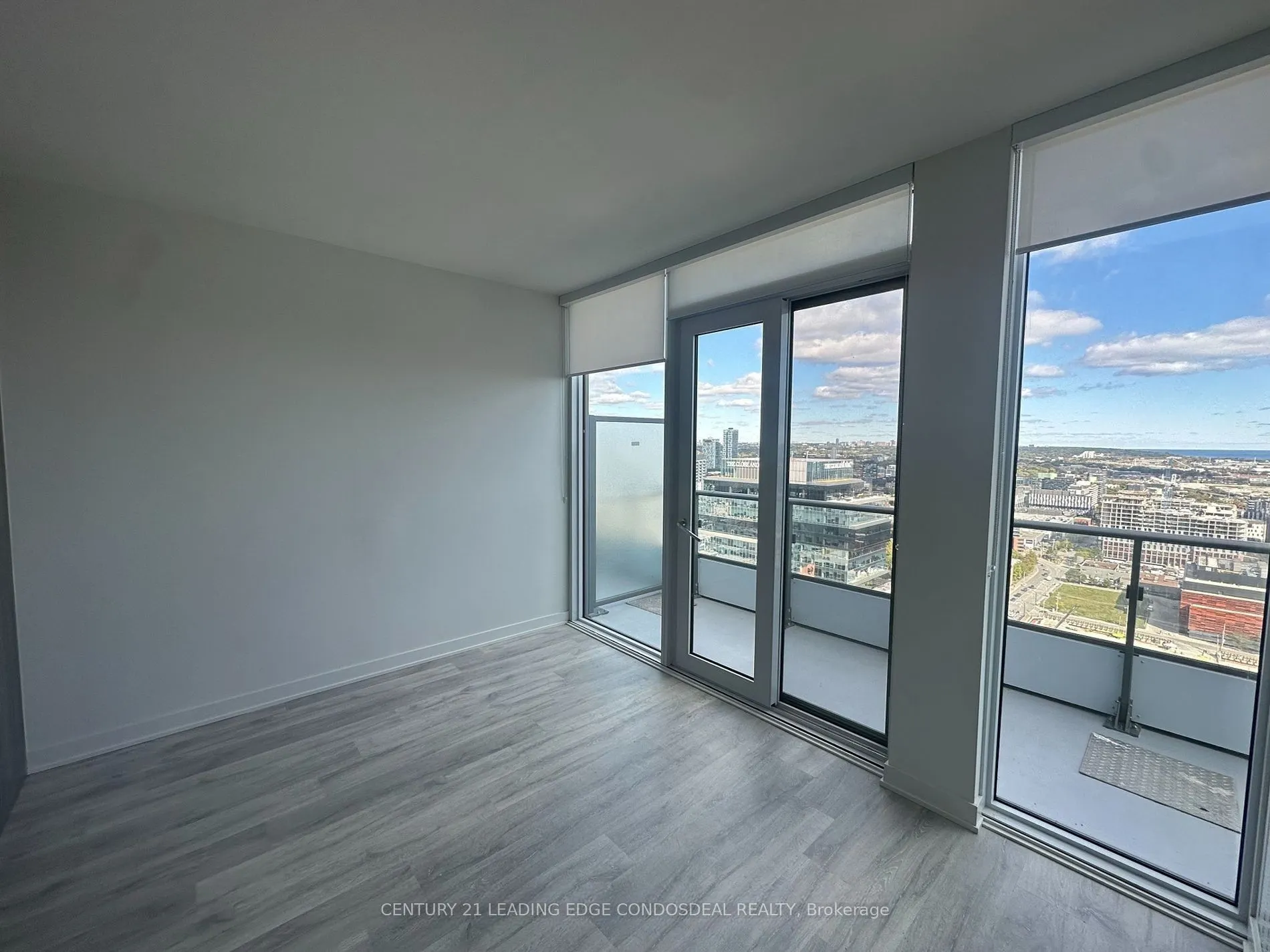 70 Princess Street, #PH3007