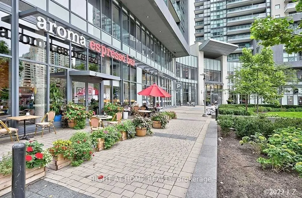 5168 Yonge Street, #2110