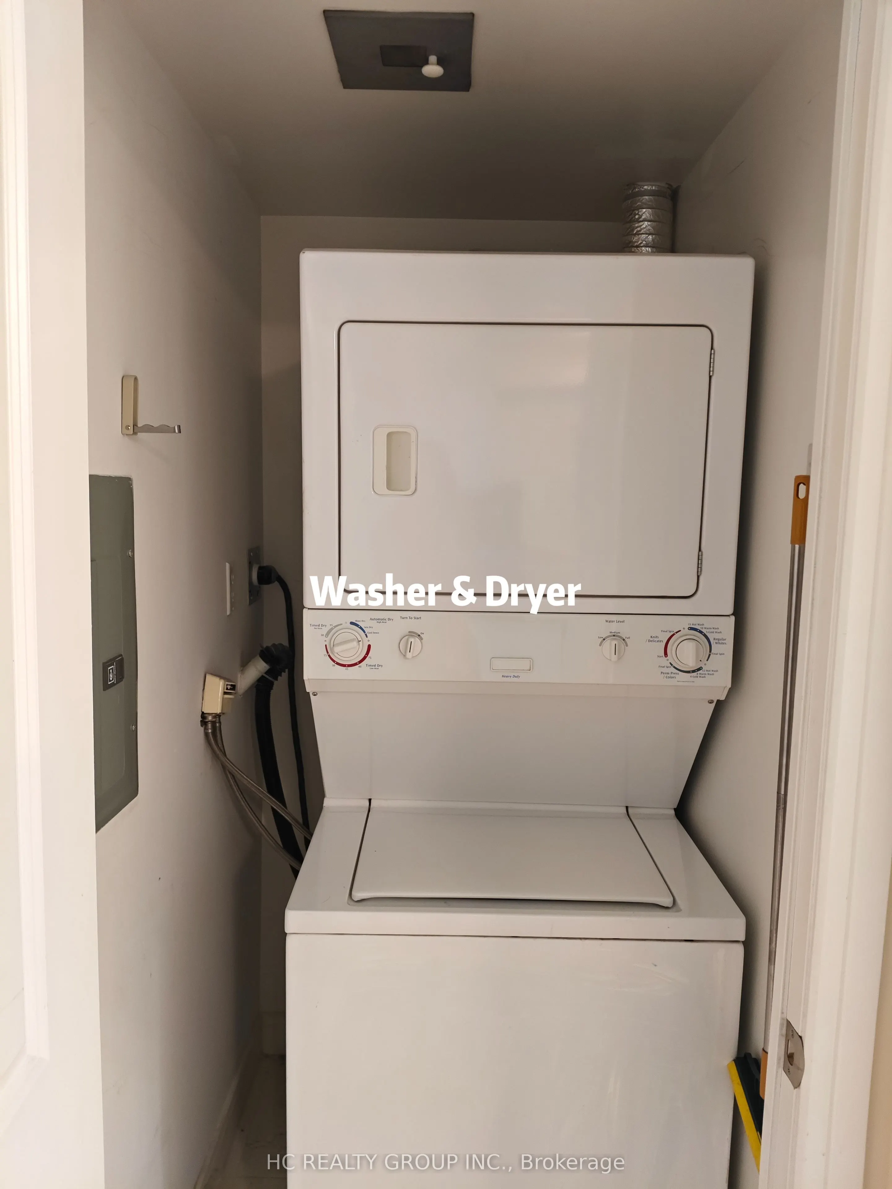 35 Bales Avenue, #1208