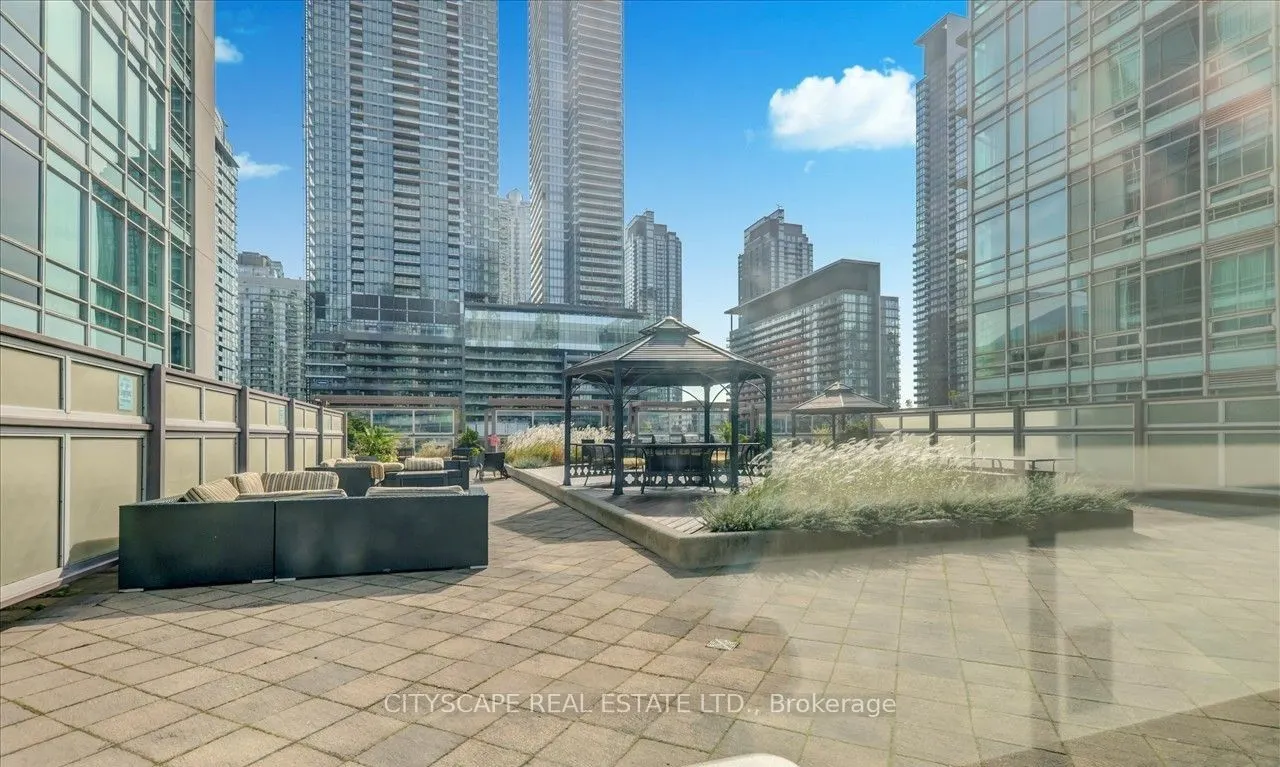 397 Front Street W, #1905