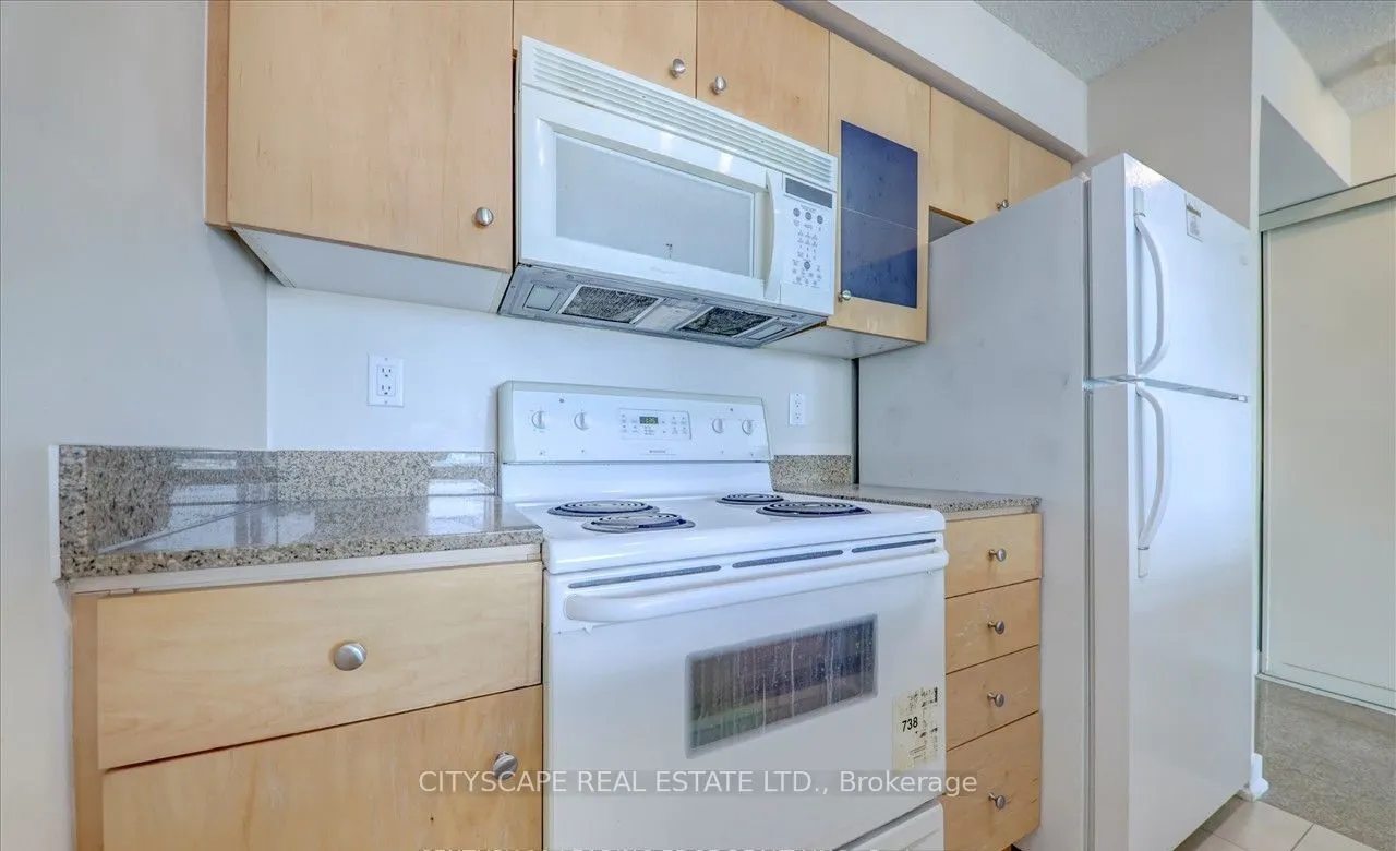 397 Front Street W, #1905