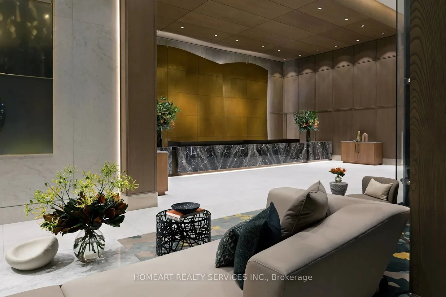 20 Inn On The Park Drive, #1931