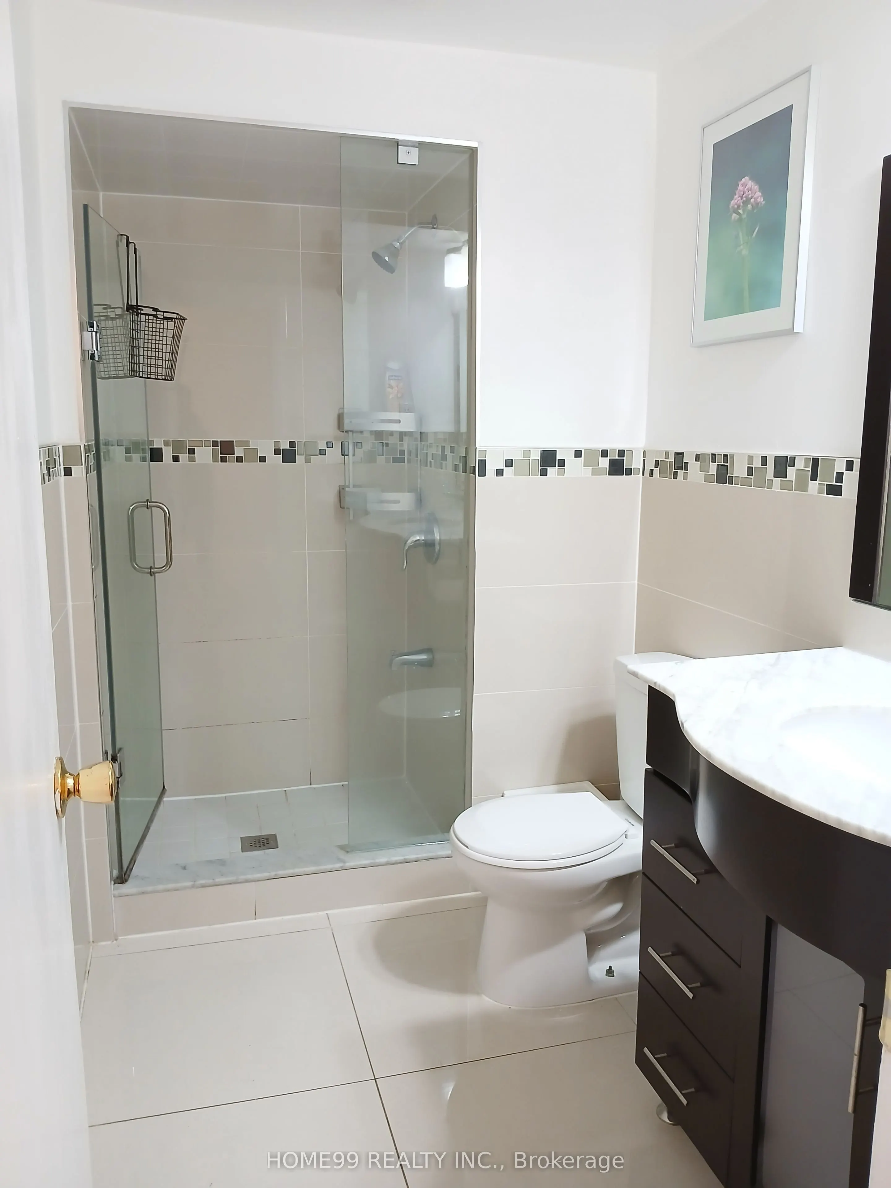 137 Pineway Boulevard, #lower