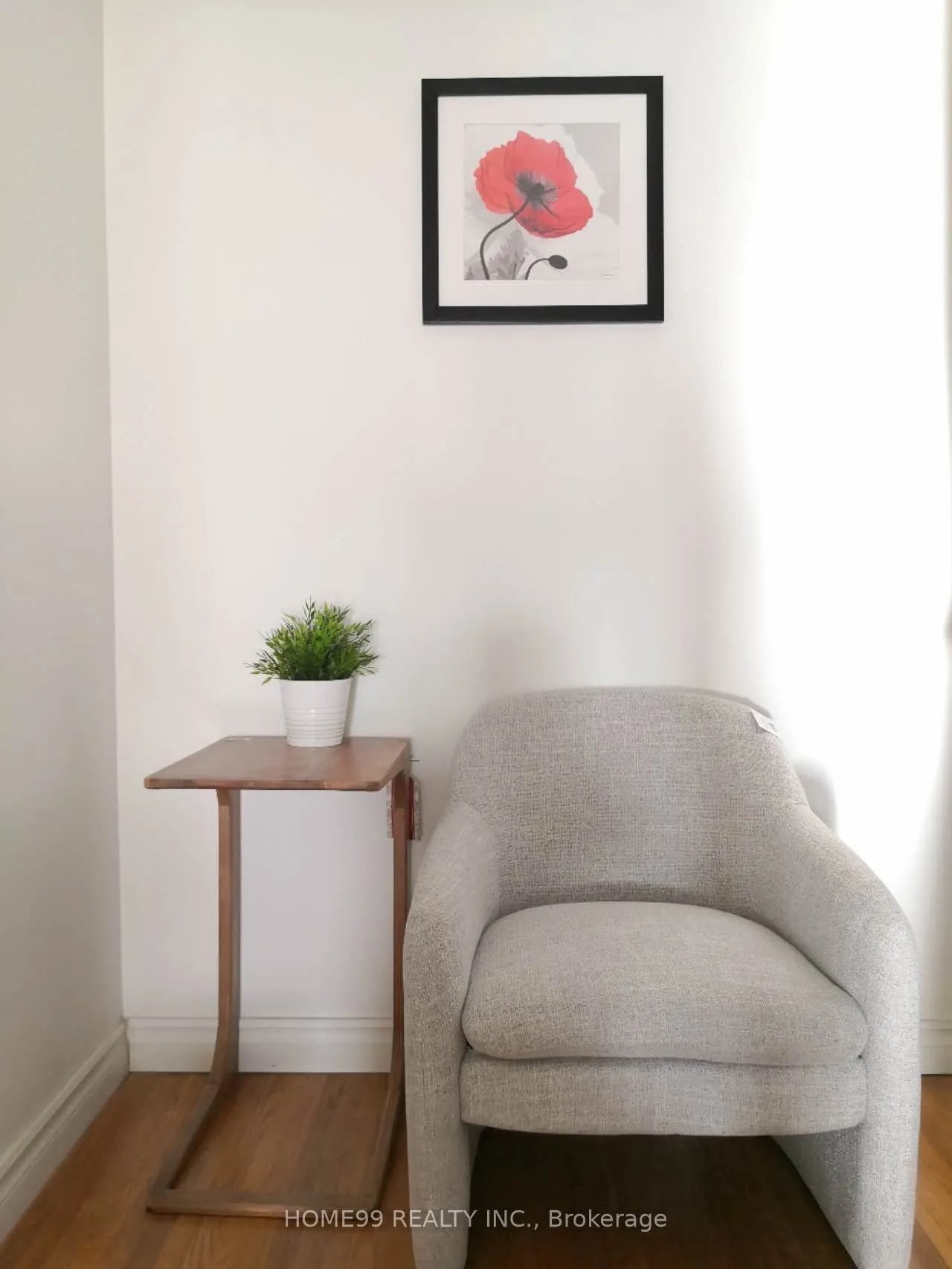 137 Pineway Boulevard, #lower