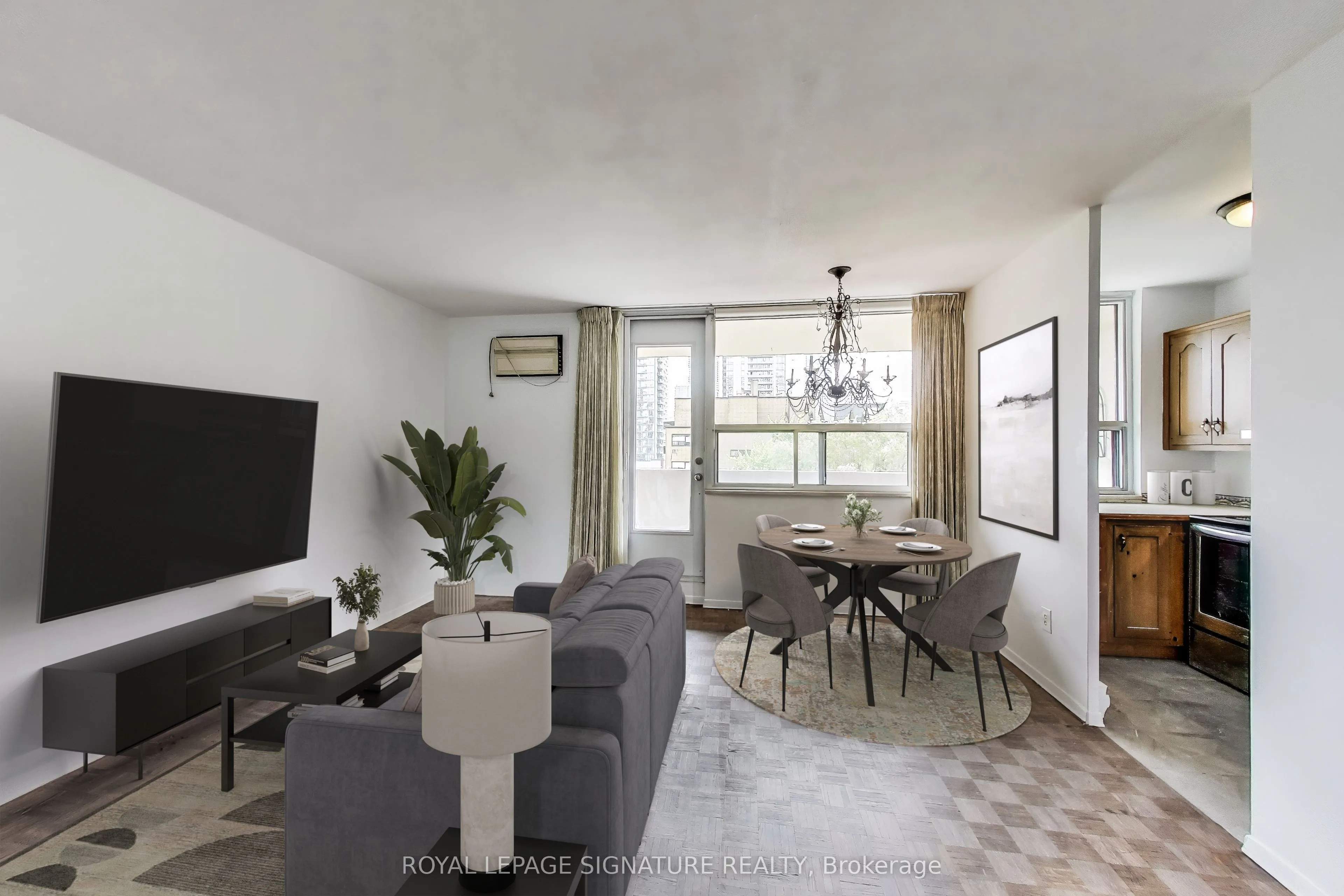 40 Homewood Avenue #807