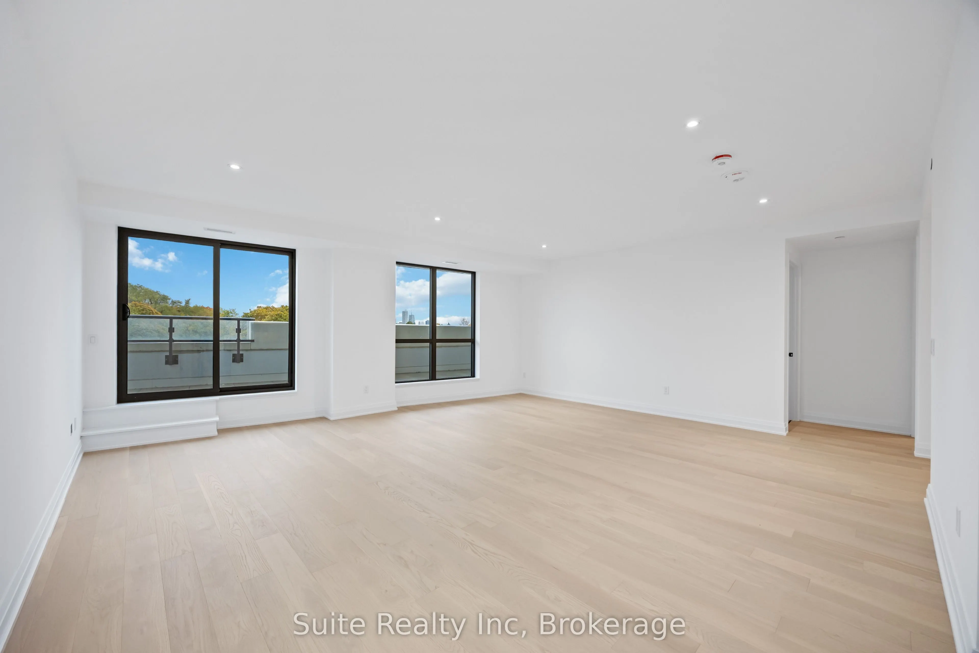 505 Glencairn Avenue #406