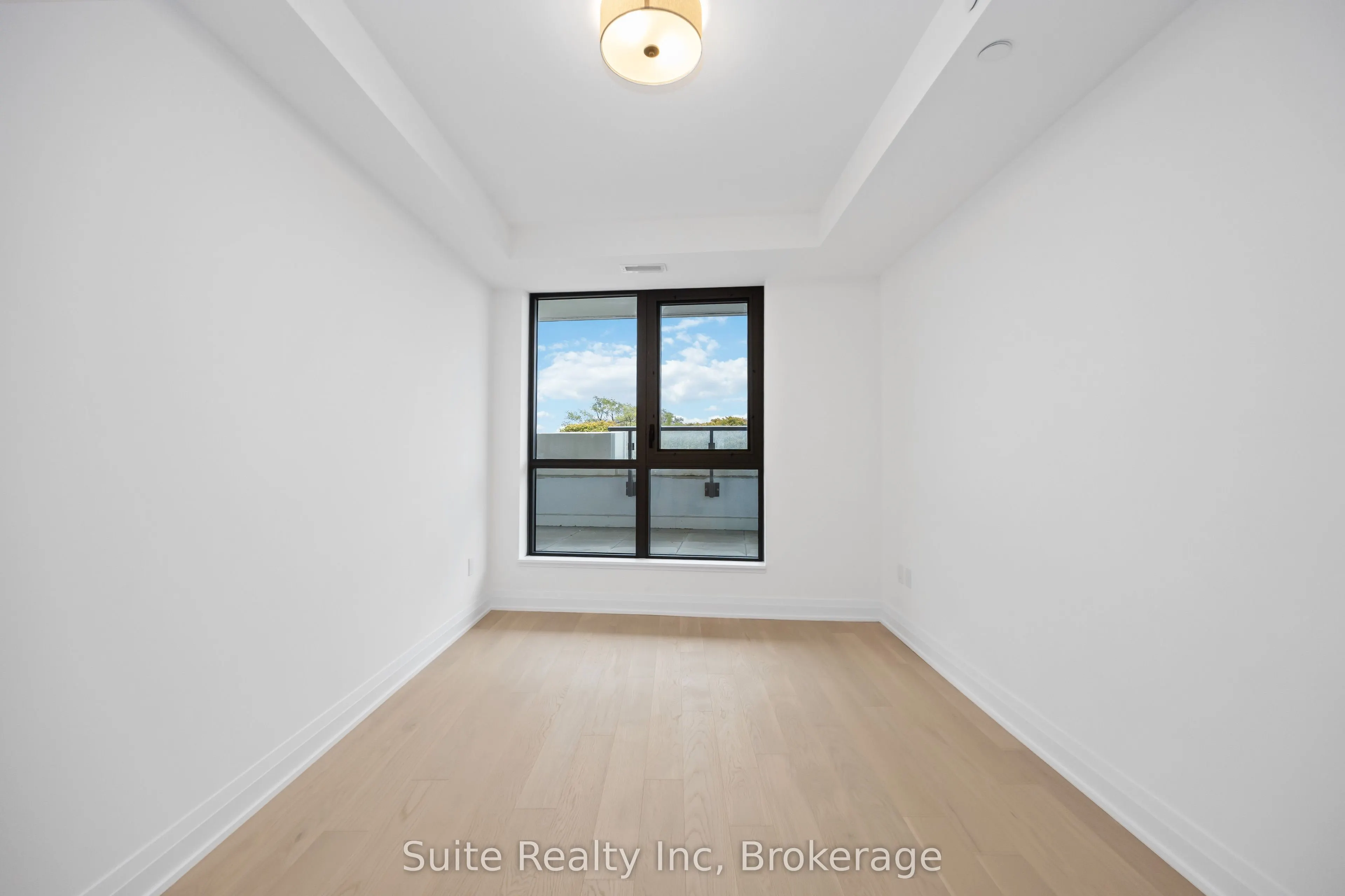505 Glencairn Avenue #406