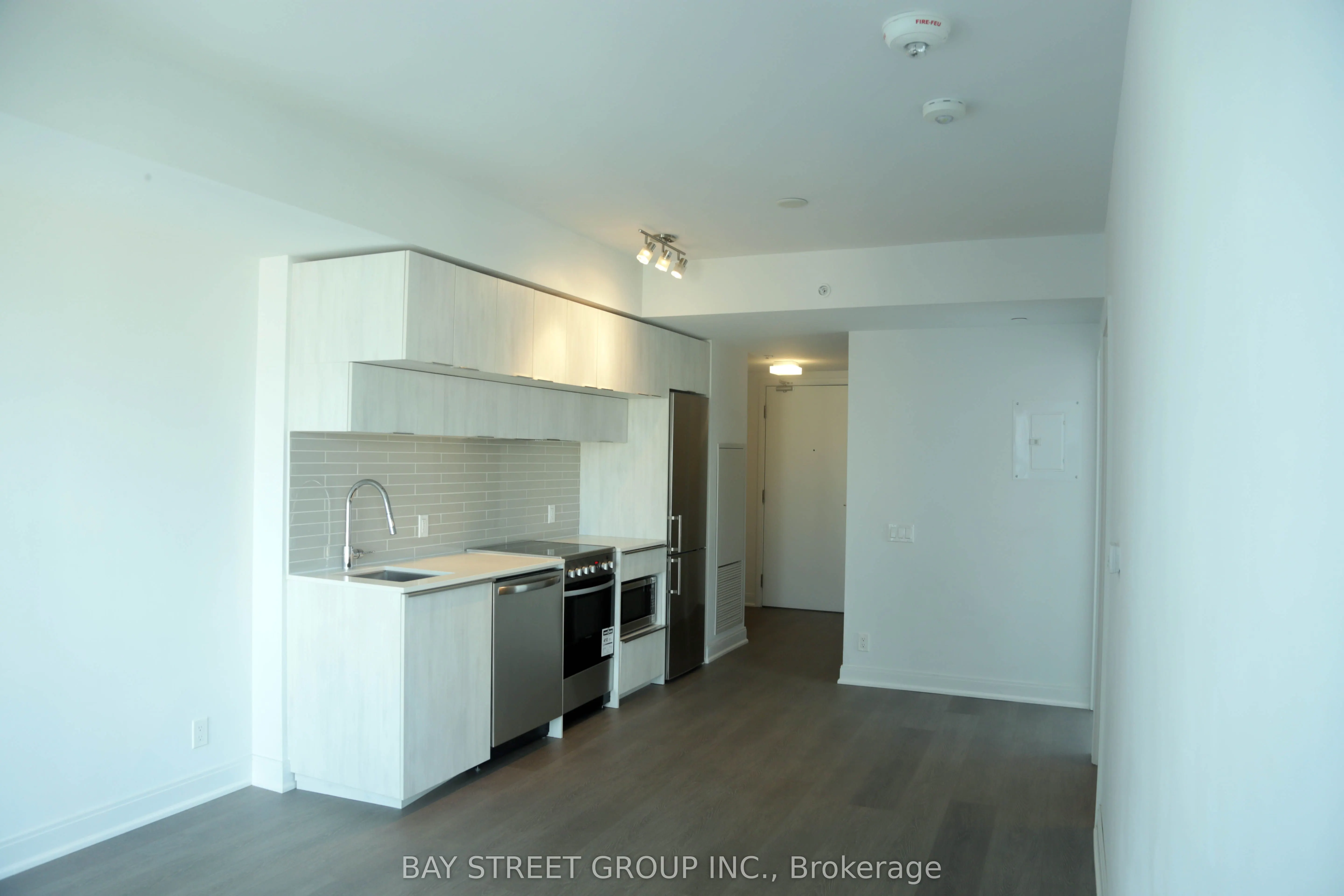 181 Dundas Street E #2711-1BR