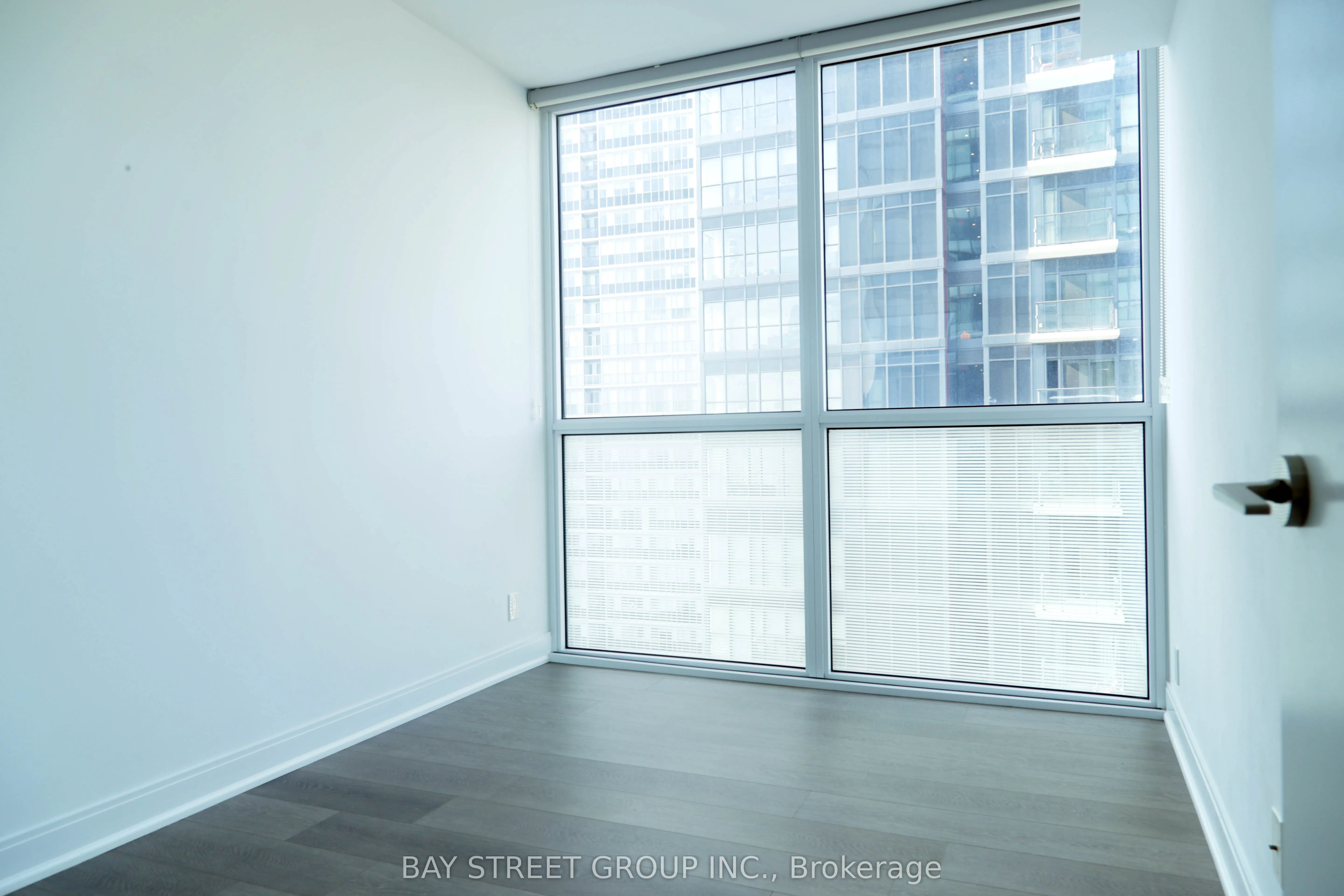 181 Dundas Street E #2711-1BR