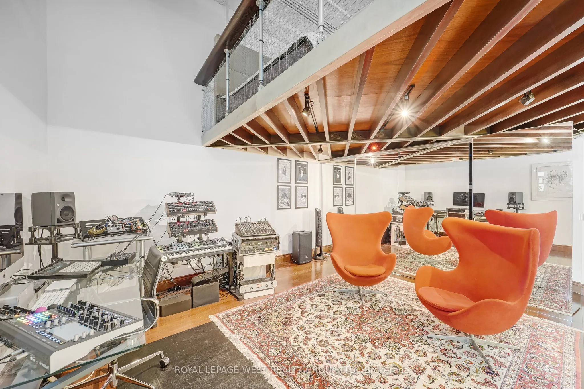 90 Sumach Street #416