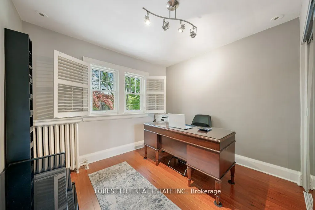 82 Brooke Avenue