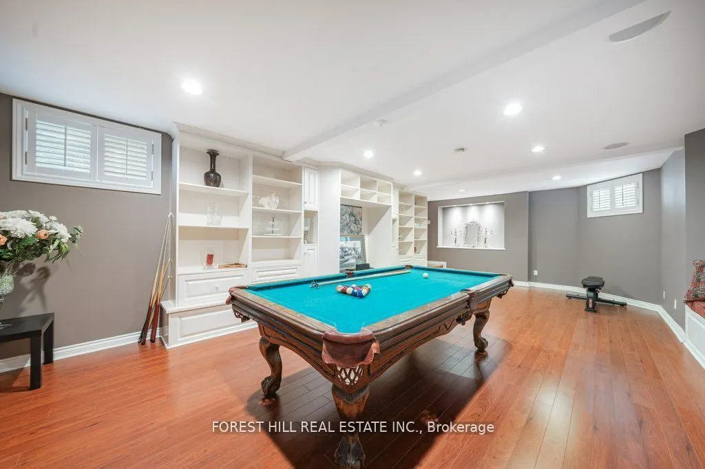 82 Brooke Avenue