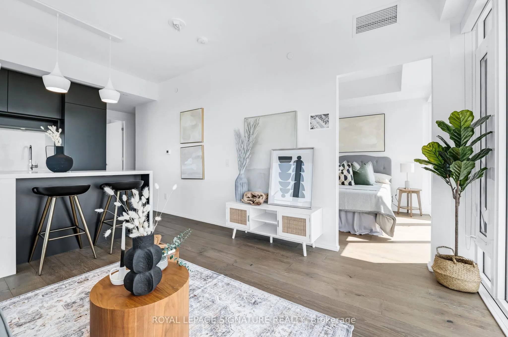 5 Soudan Avenue #2814
