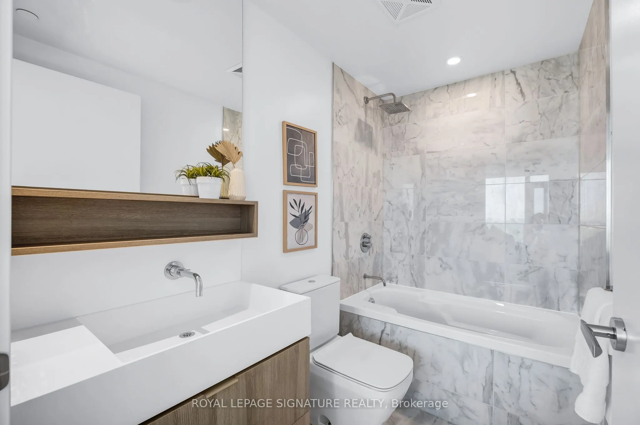 5 Soudan Avenue #2814