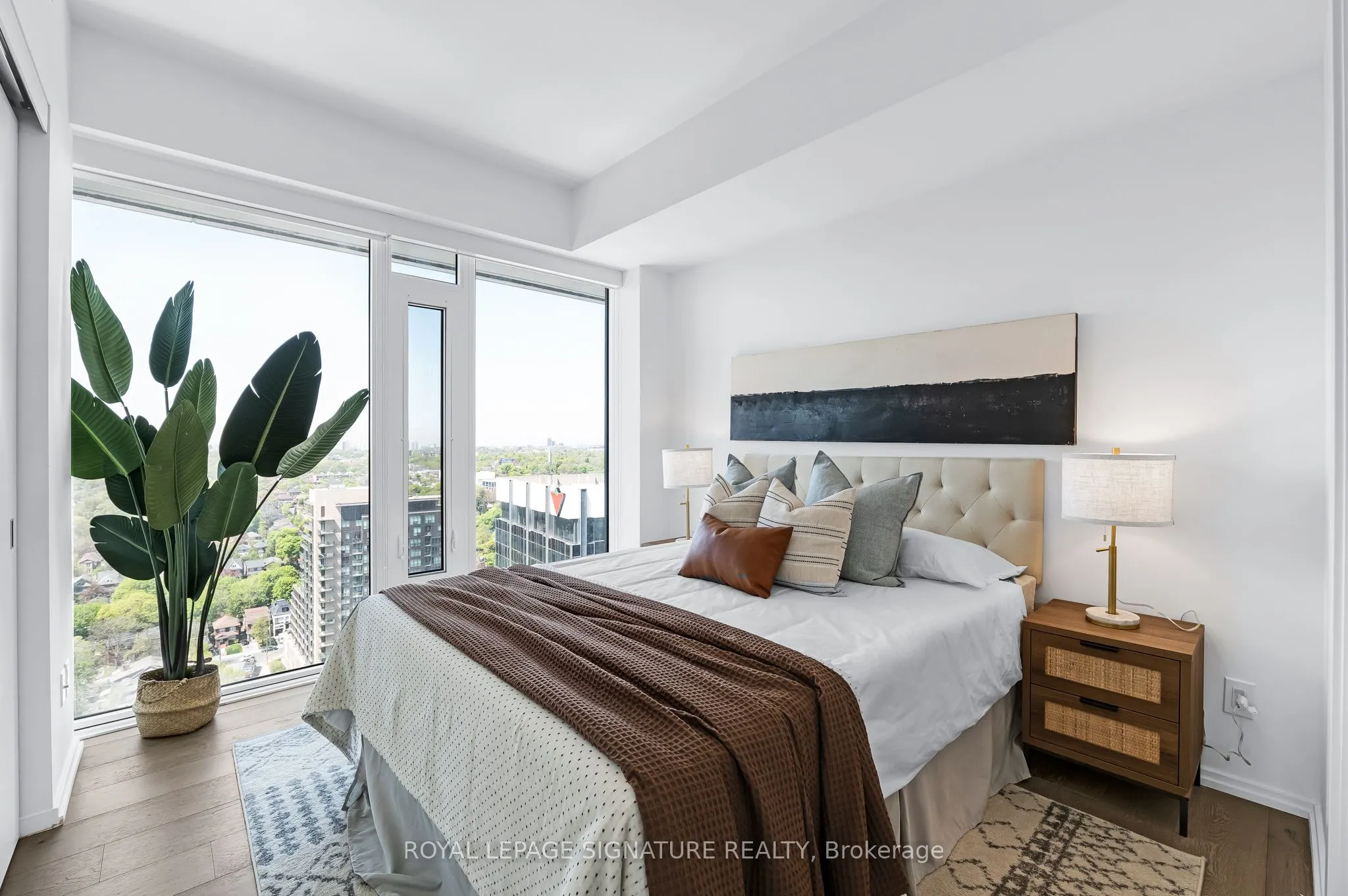 5 Soudan Avenue #2814