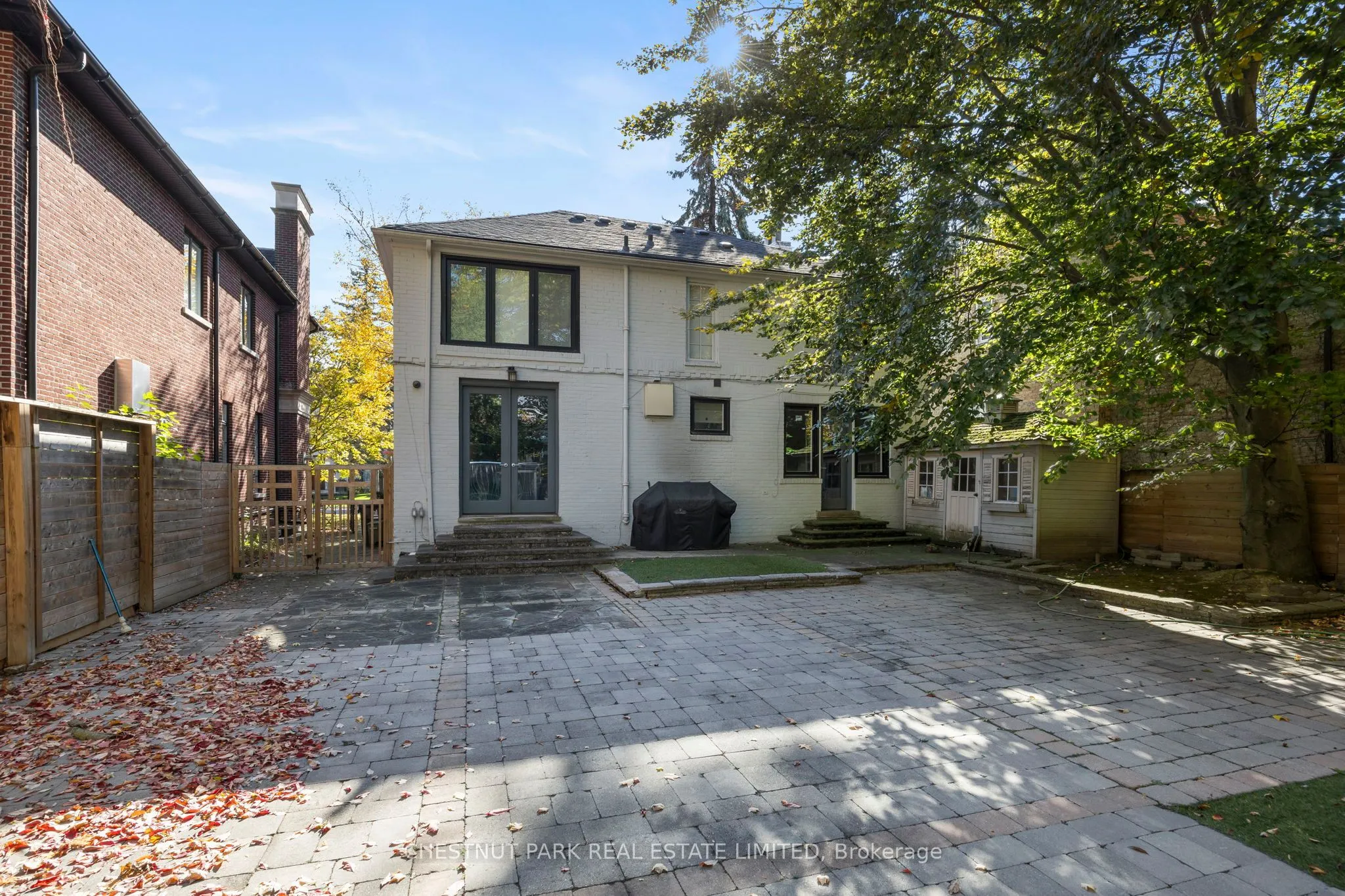230 Strathallan Wood