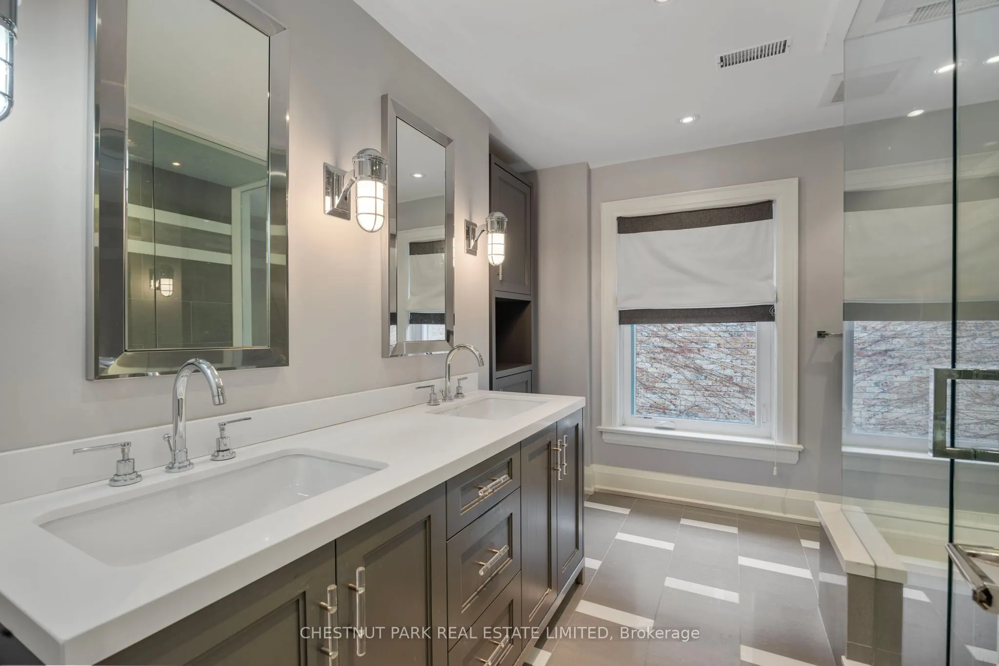 230 Strathallan Wood