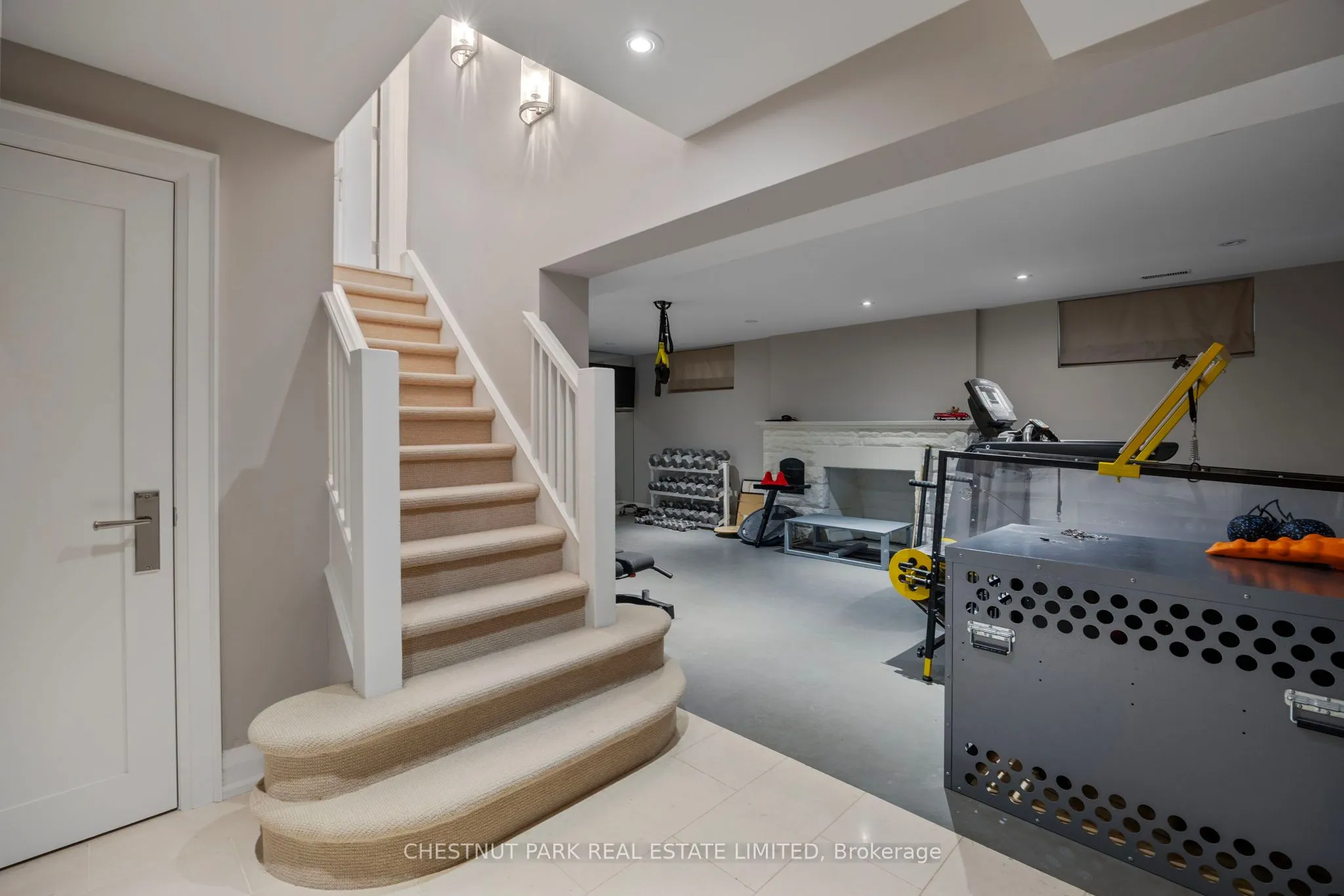 230 Strathallan Wood