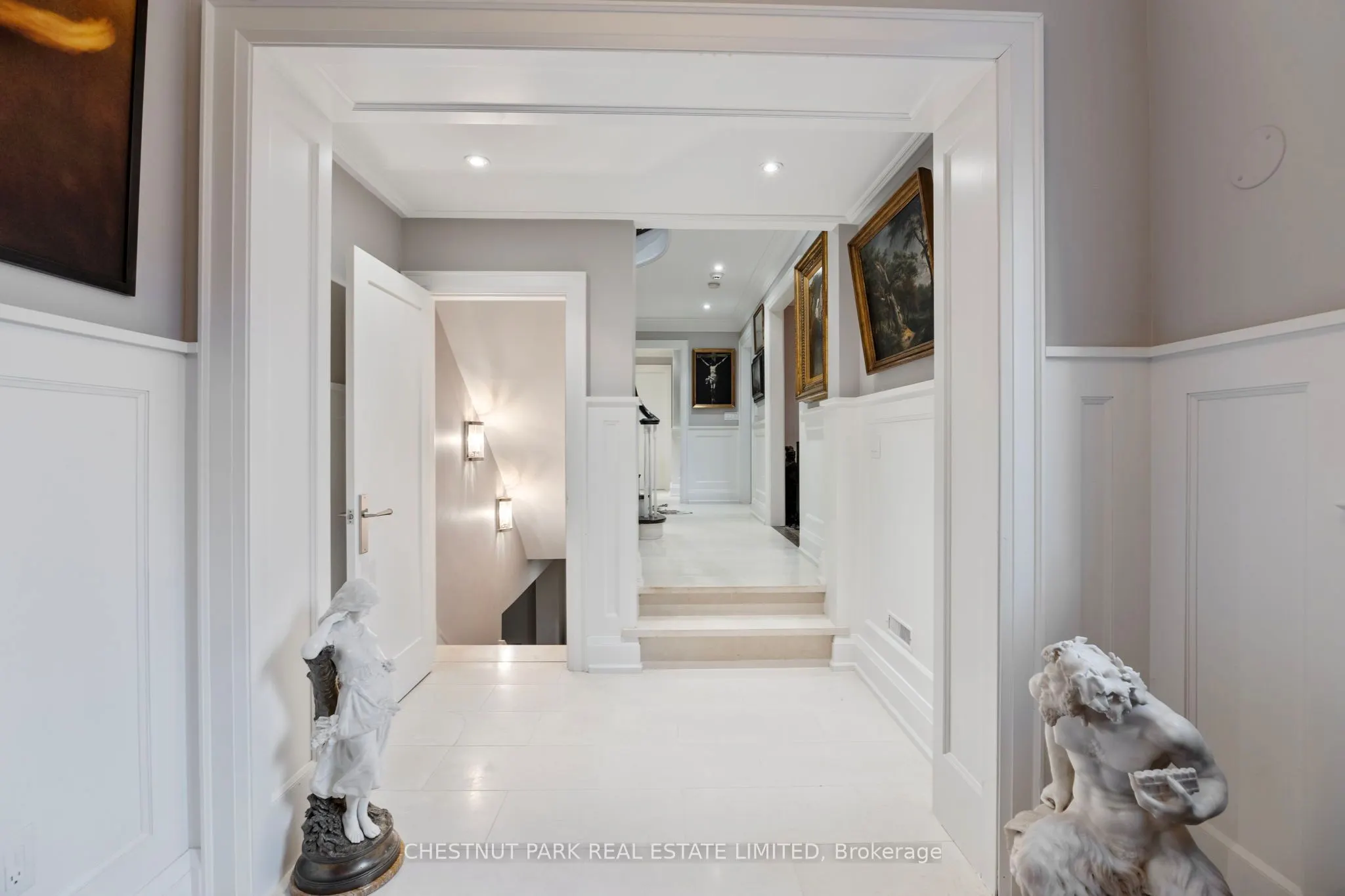 230 Strathallan Wood