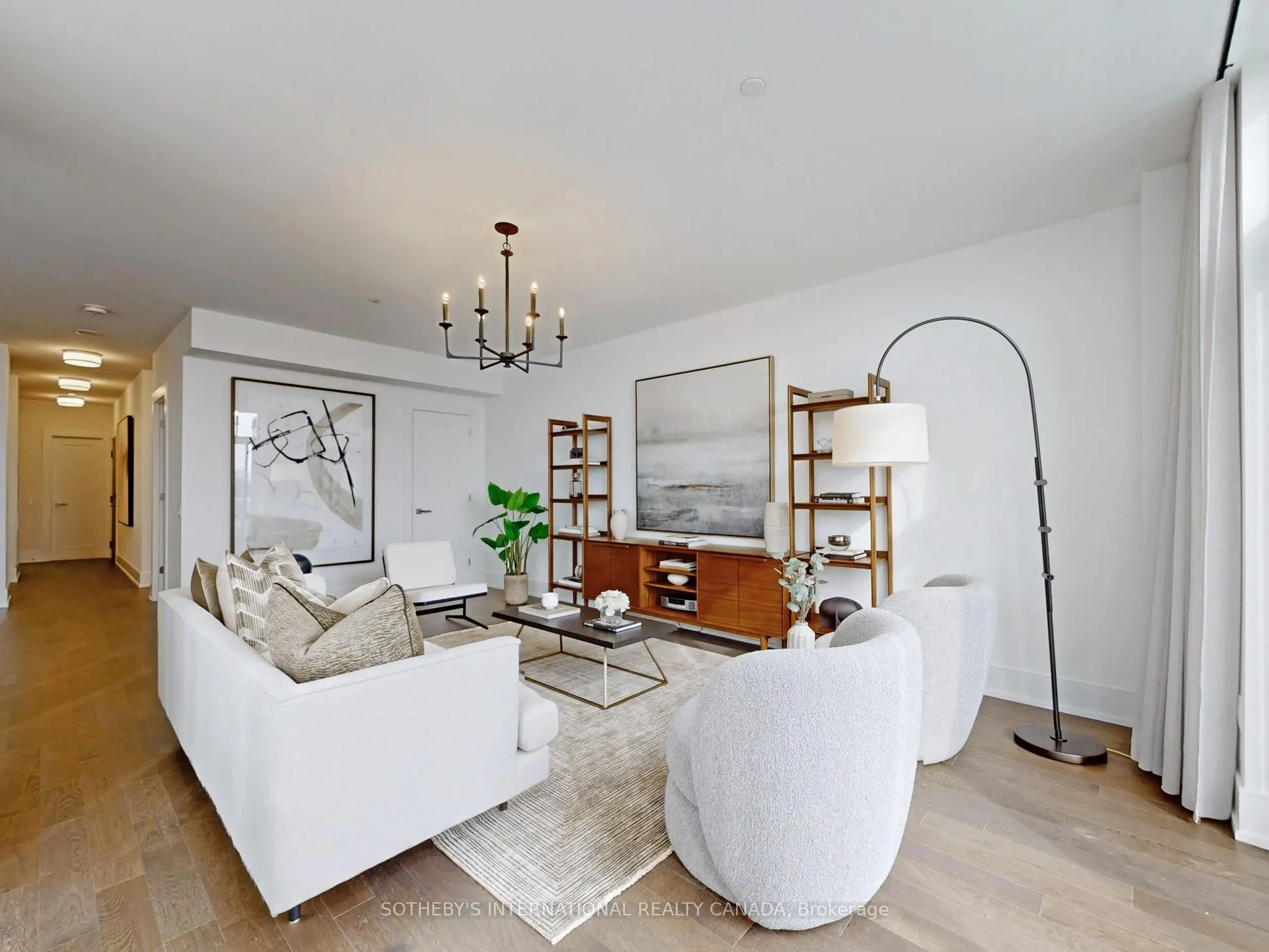 30 Inn On the Park Drive #518