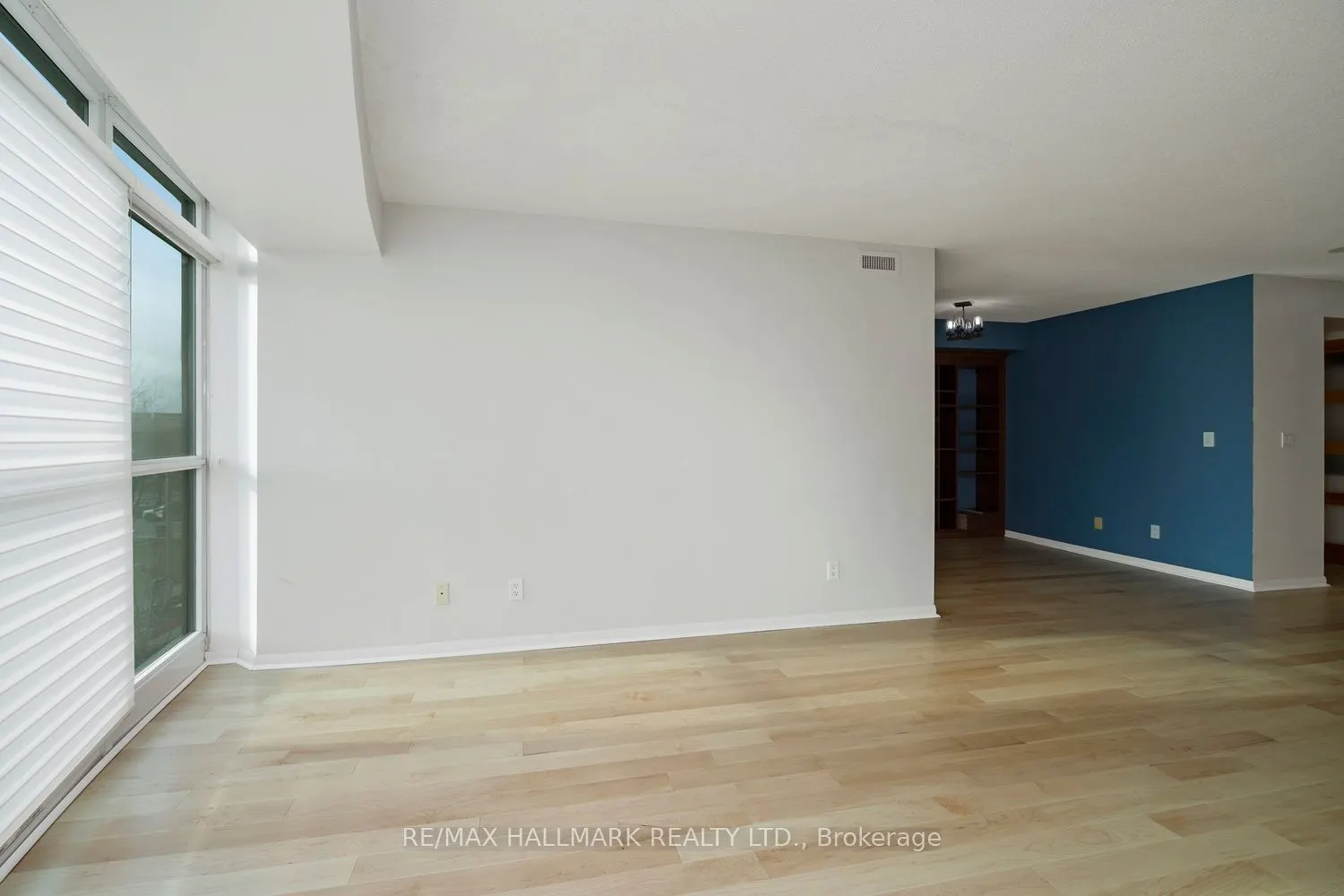 219 Fort York Boulevard #410