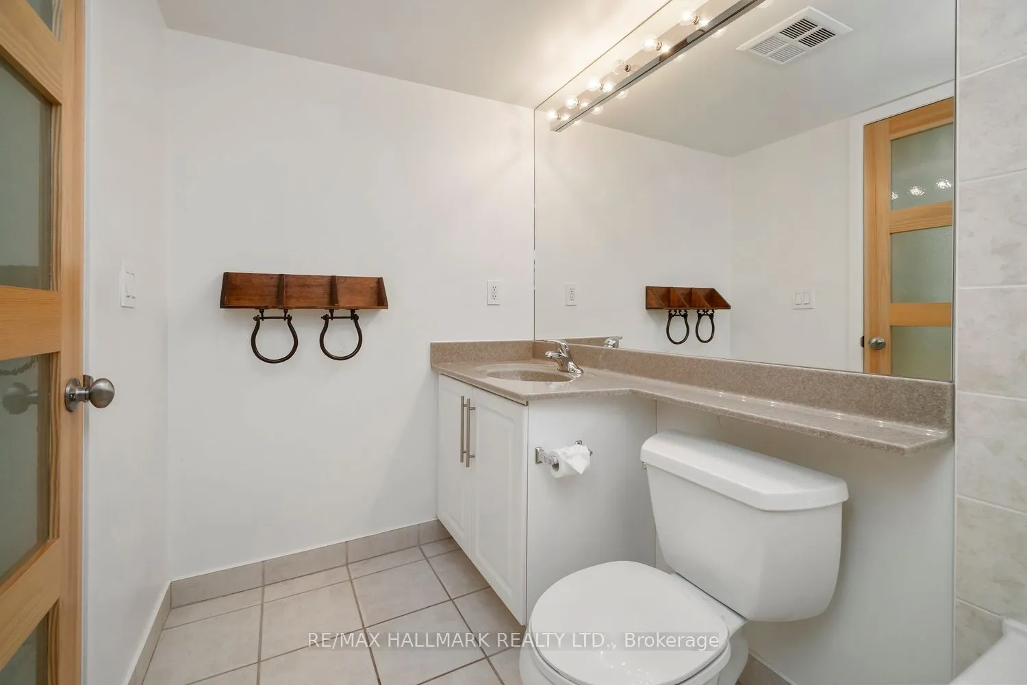219 Fort York Boulevard #410
