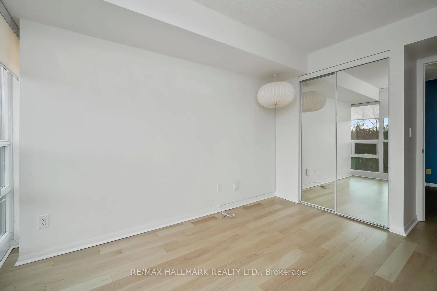 219 Fort York Boulevard #410