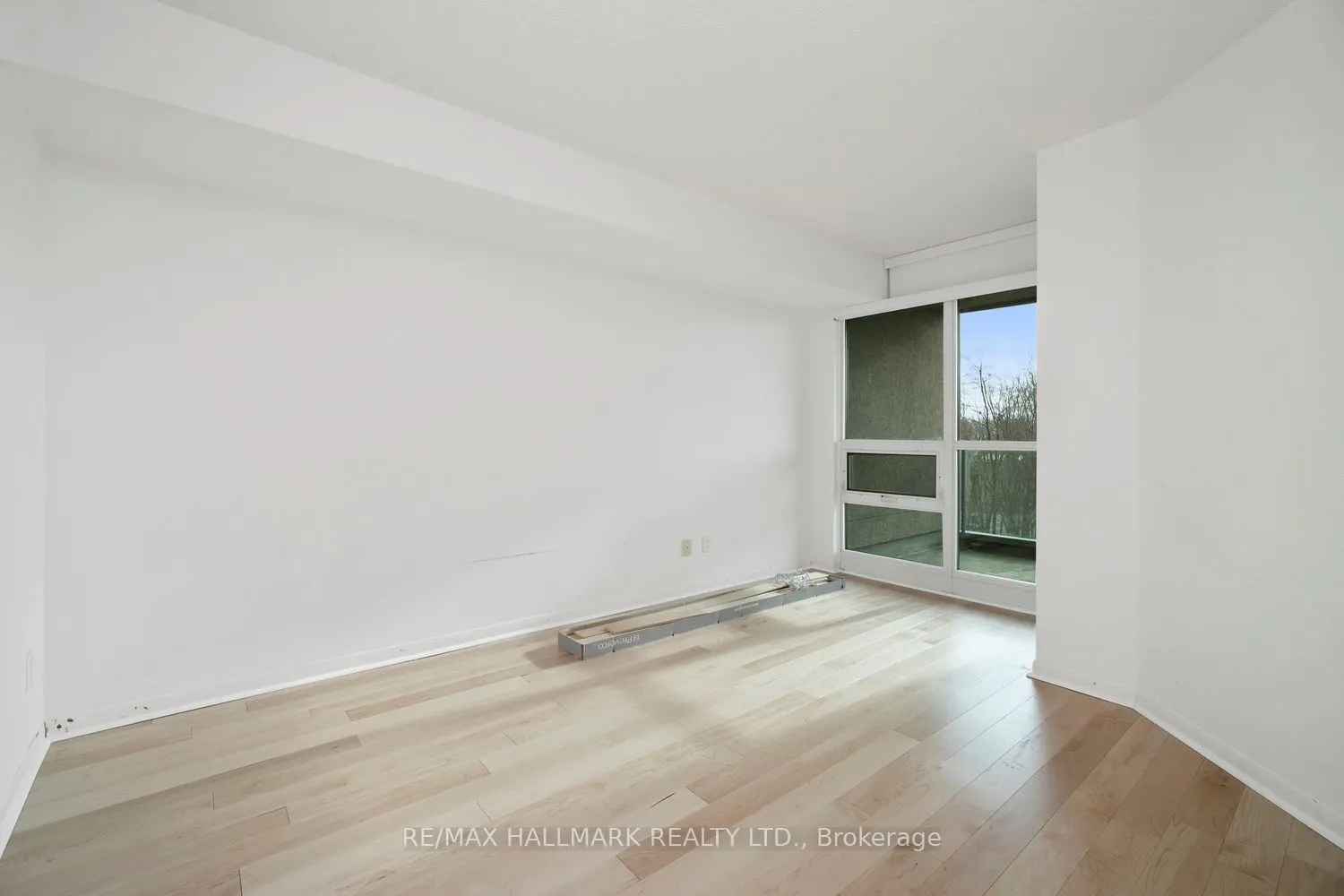 219 Fort York Boulevard #410