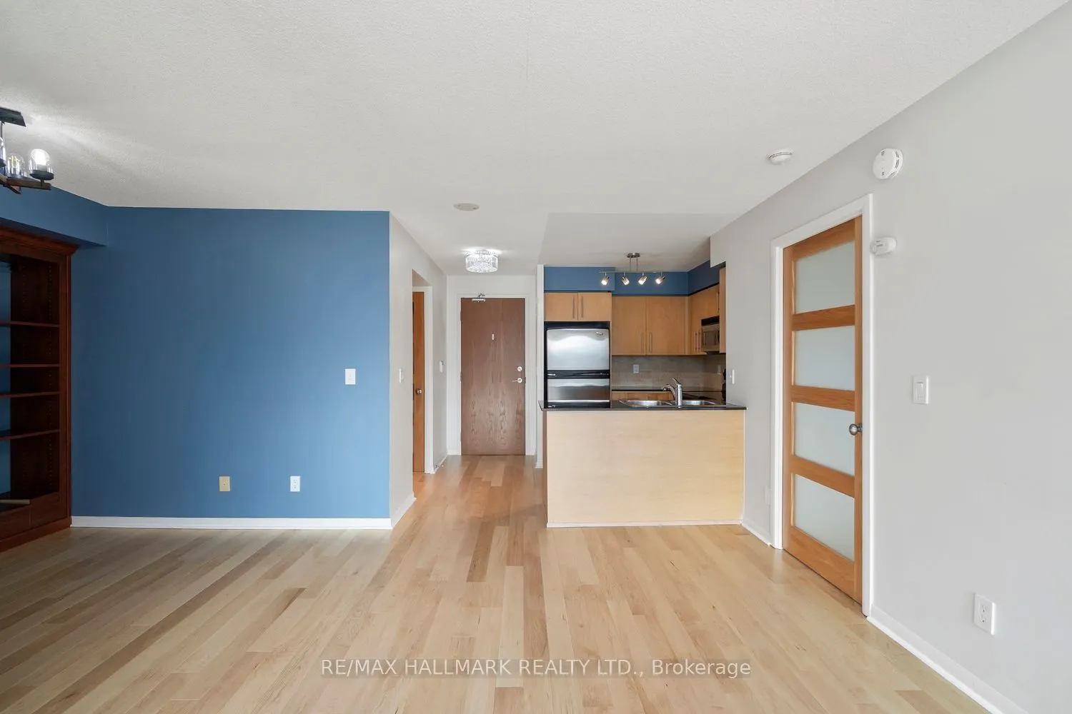 219 Fort York Boulevard #410