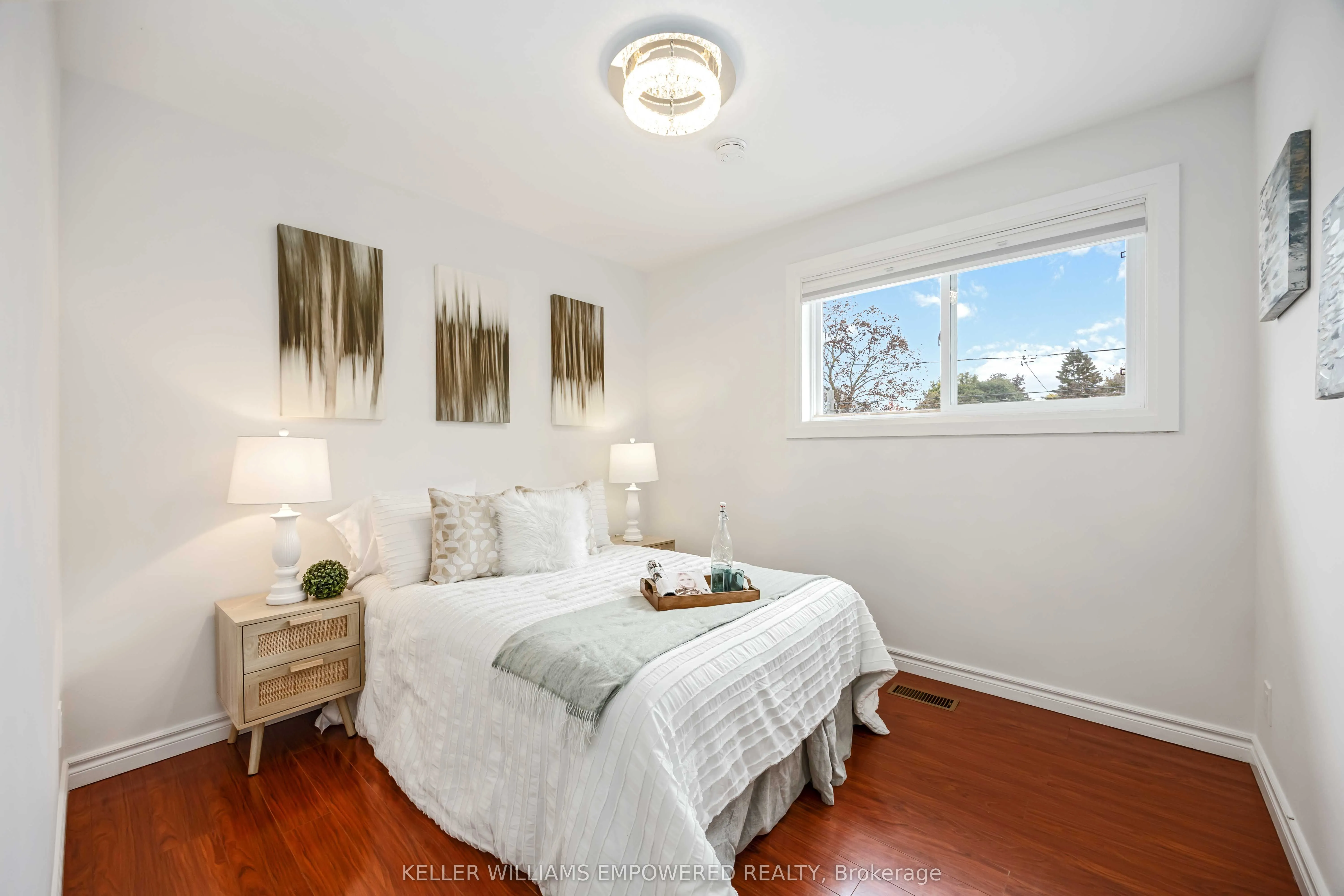 112 Kingslake Road