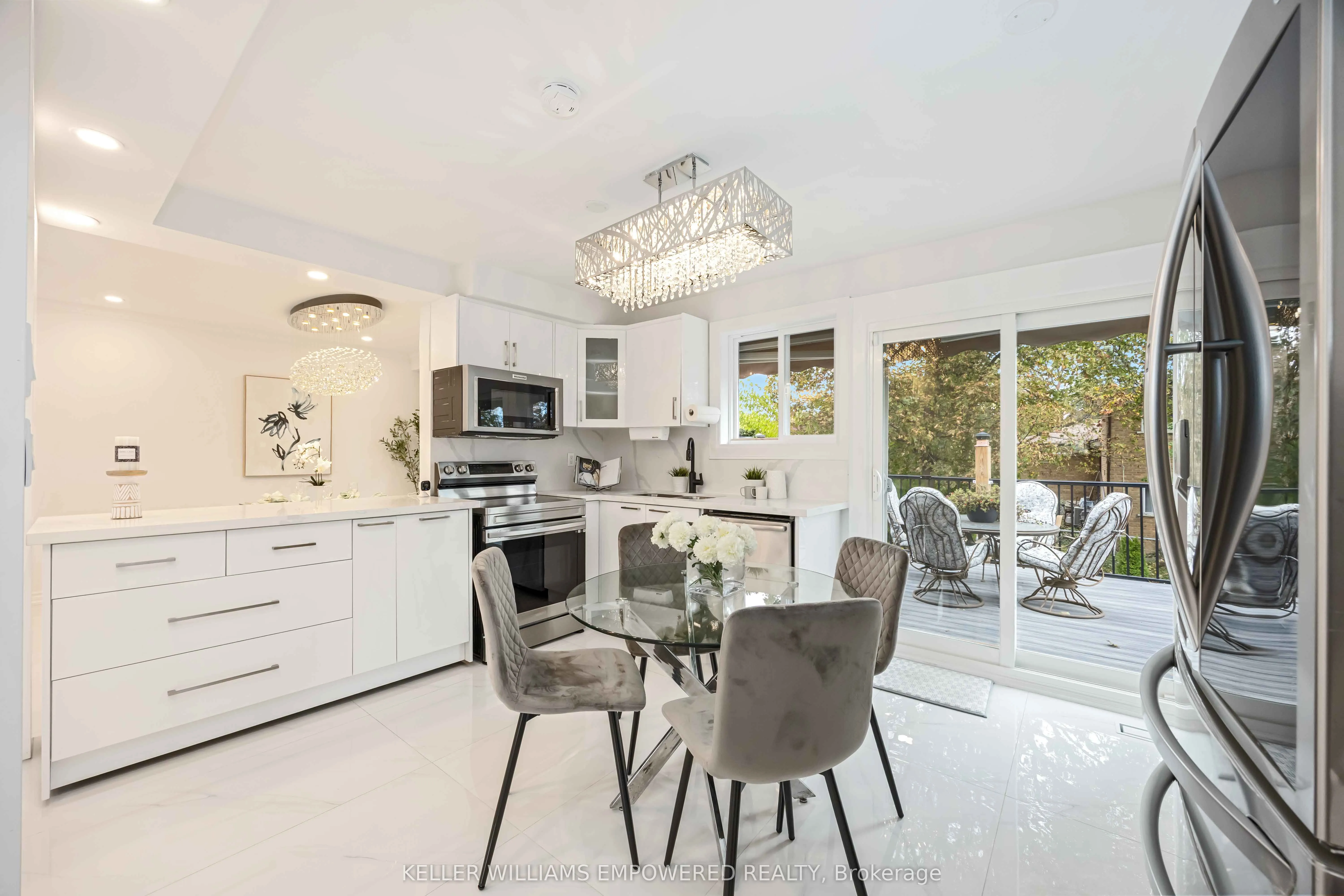 112 Kingslake Road