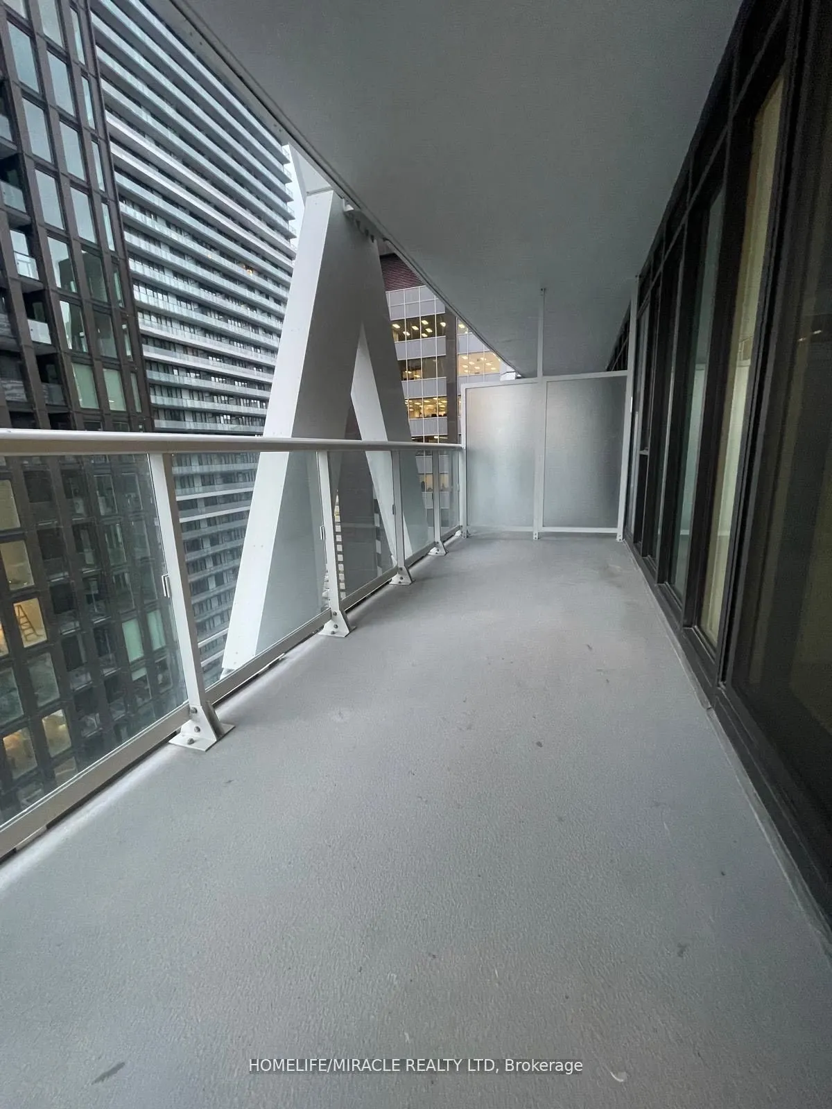 230 Simcoe Street #2421