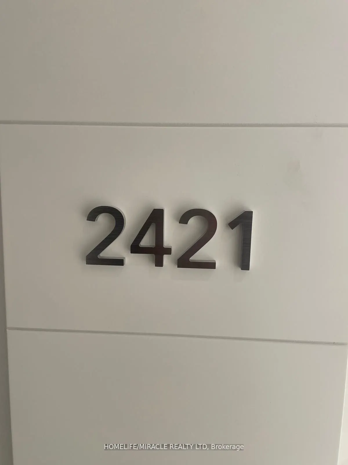 230 Simcoe Street #2421