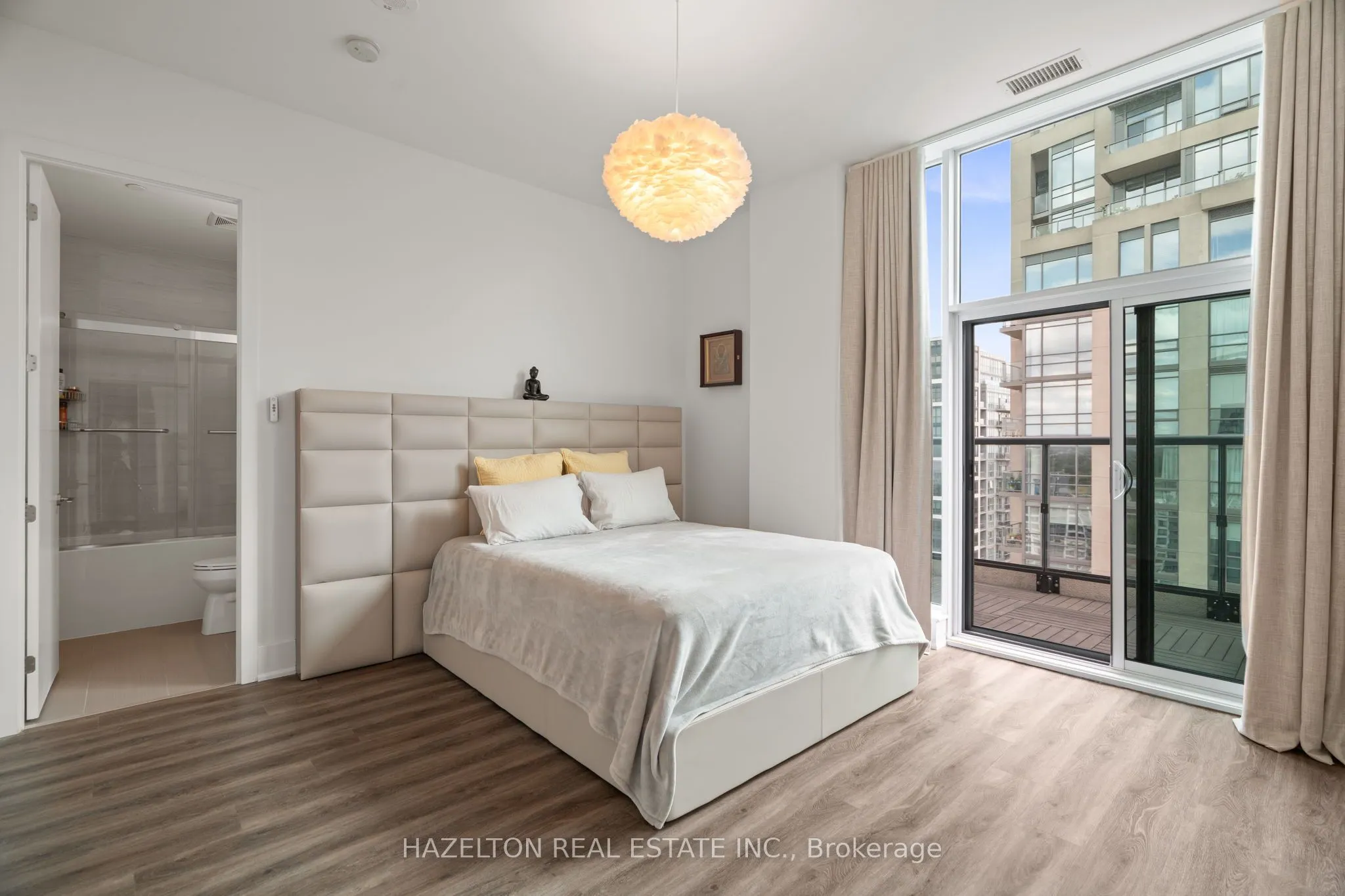 1486 Bathurst Street #1802