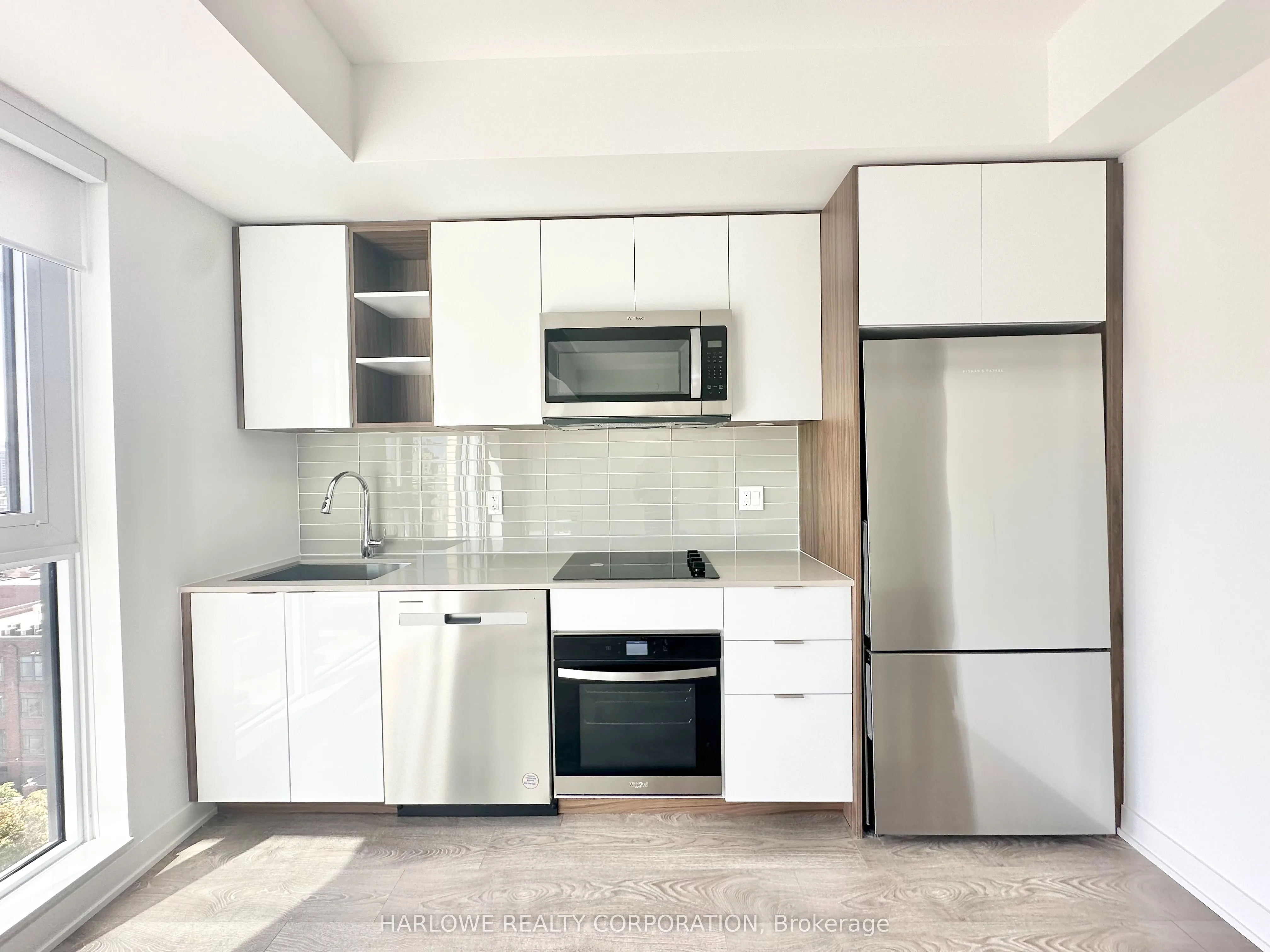 543 Richmond Street W #1008