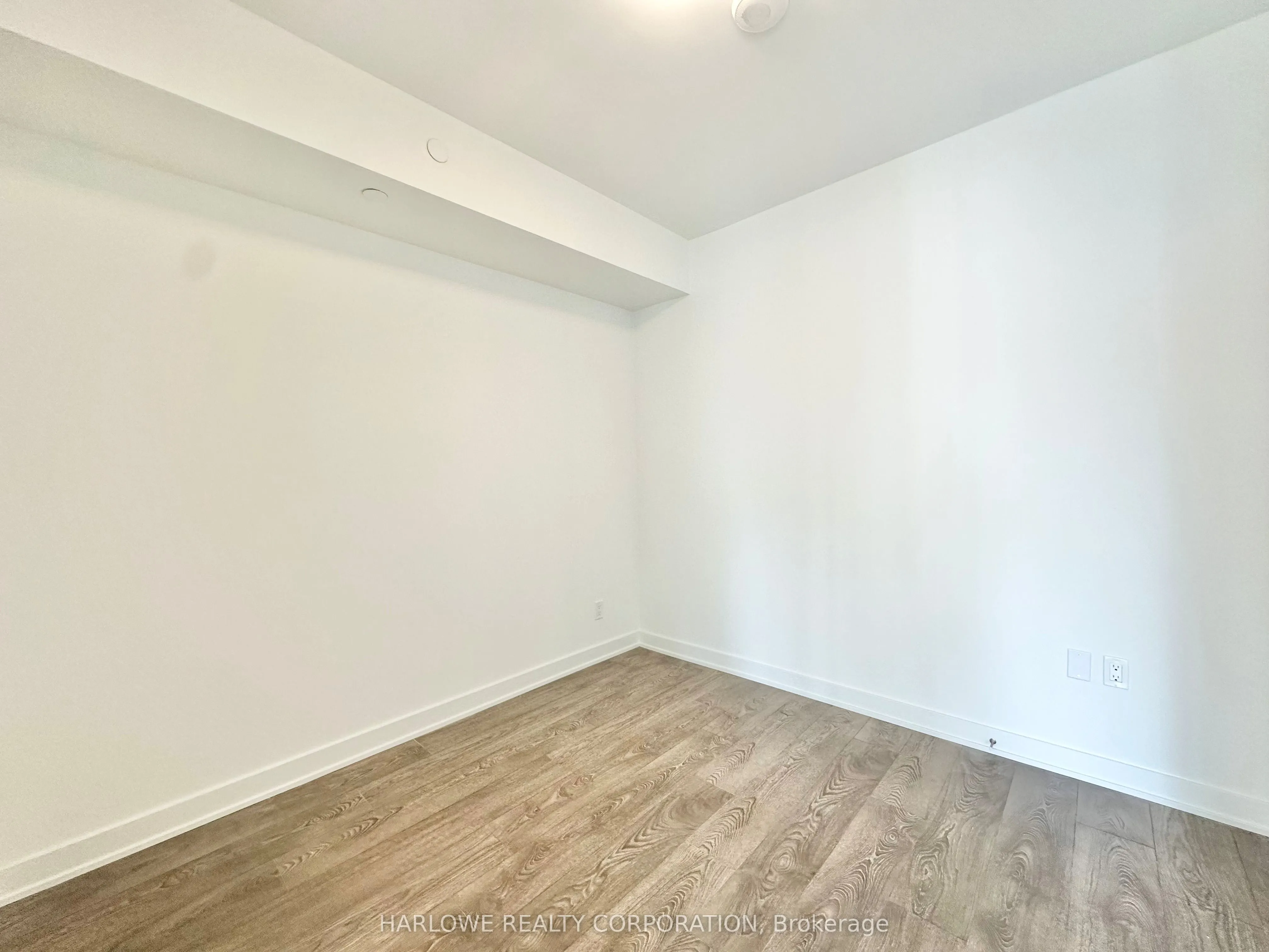 543 Richmond Street W #1008