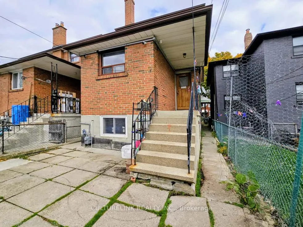 52 Palmerston Avenue
