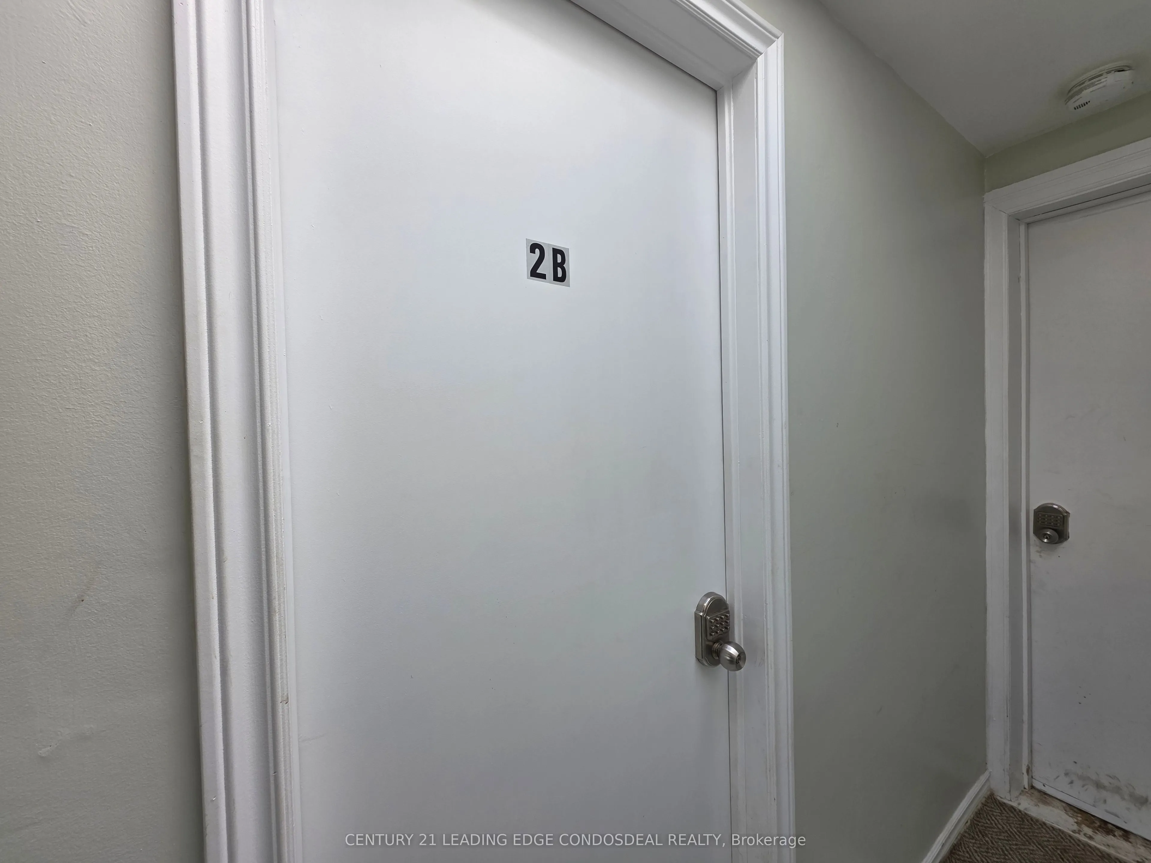 658 Dundas Street W #2B