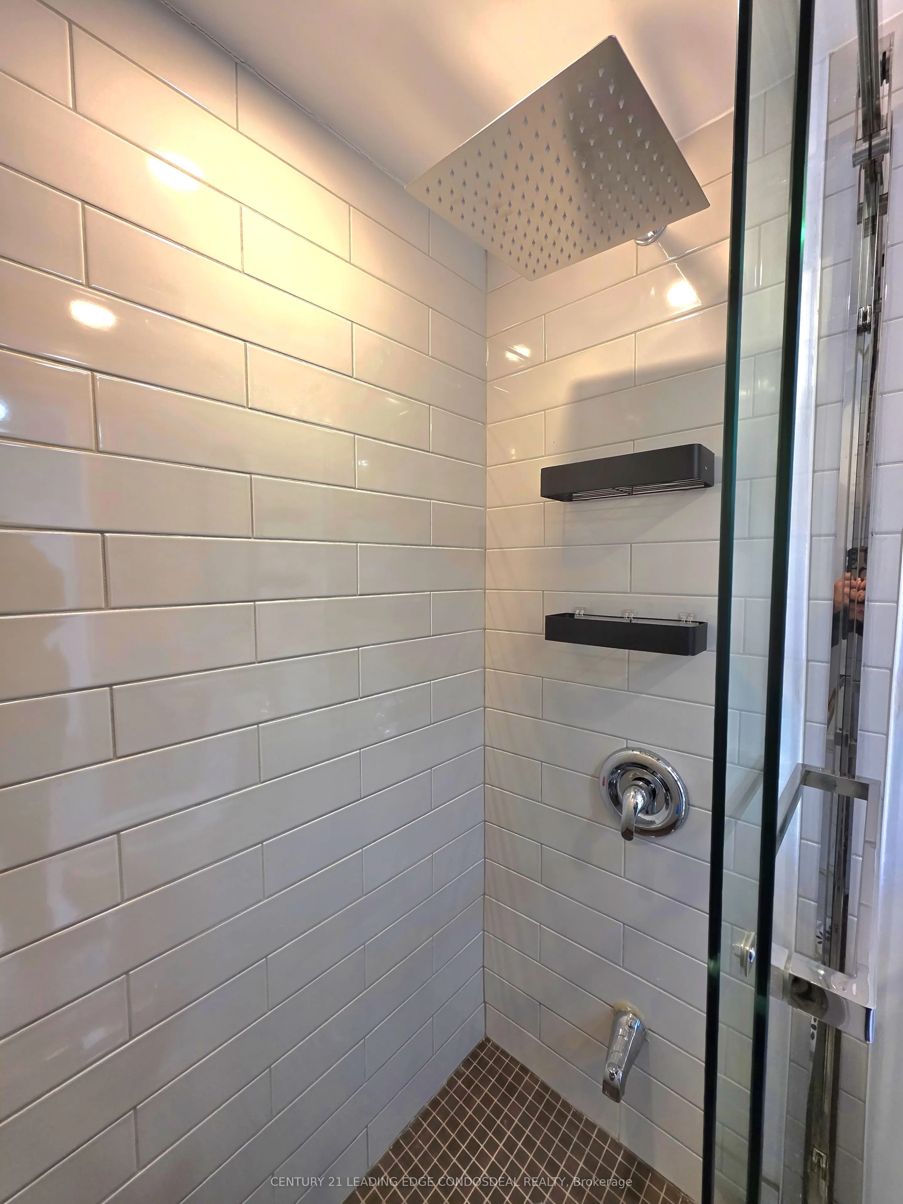 658 Dundas Street W #2B