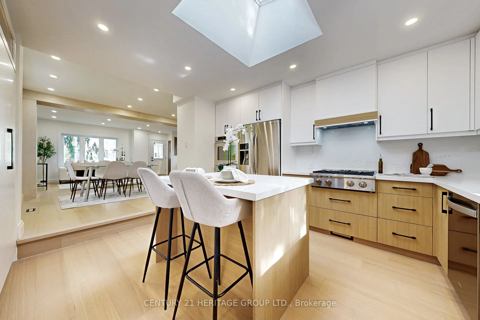 547 Melrose Avenue