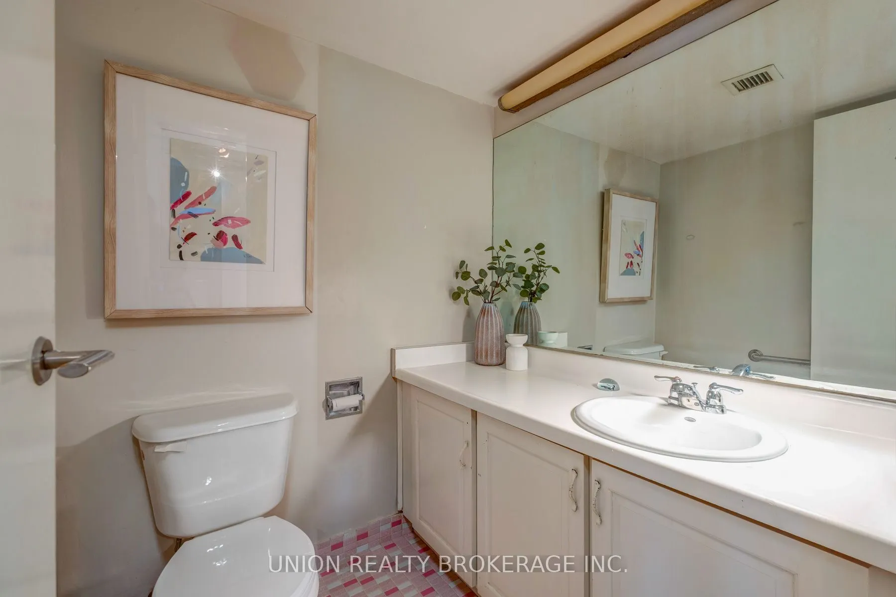 10 Avoca Avenue #401