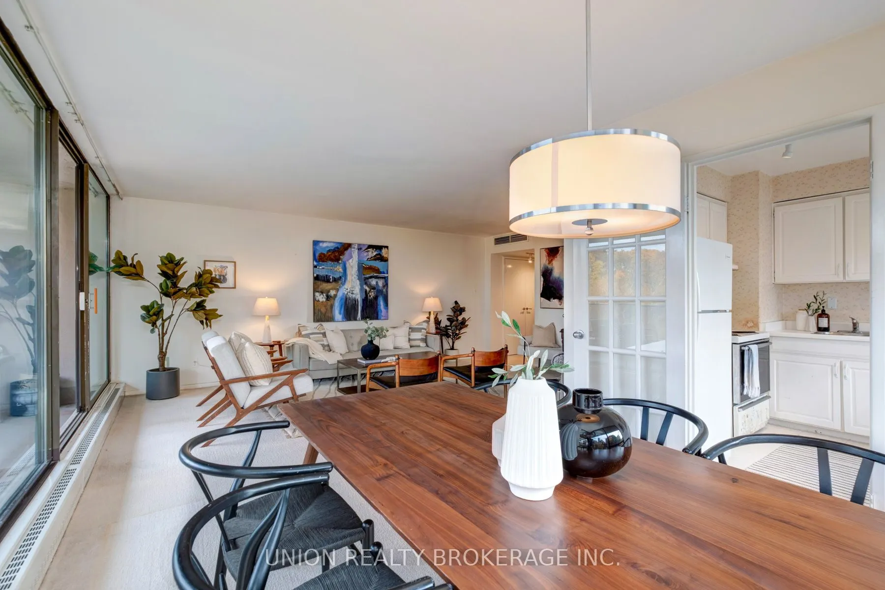10 Avoca Avenue #401